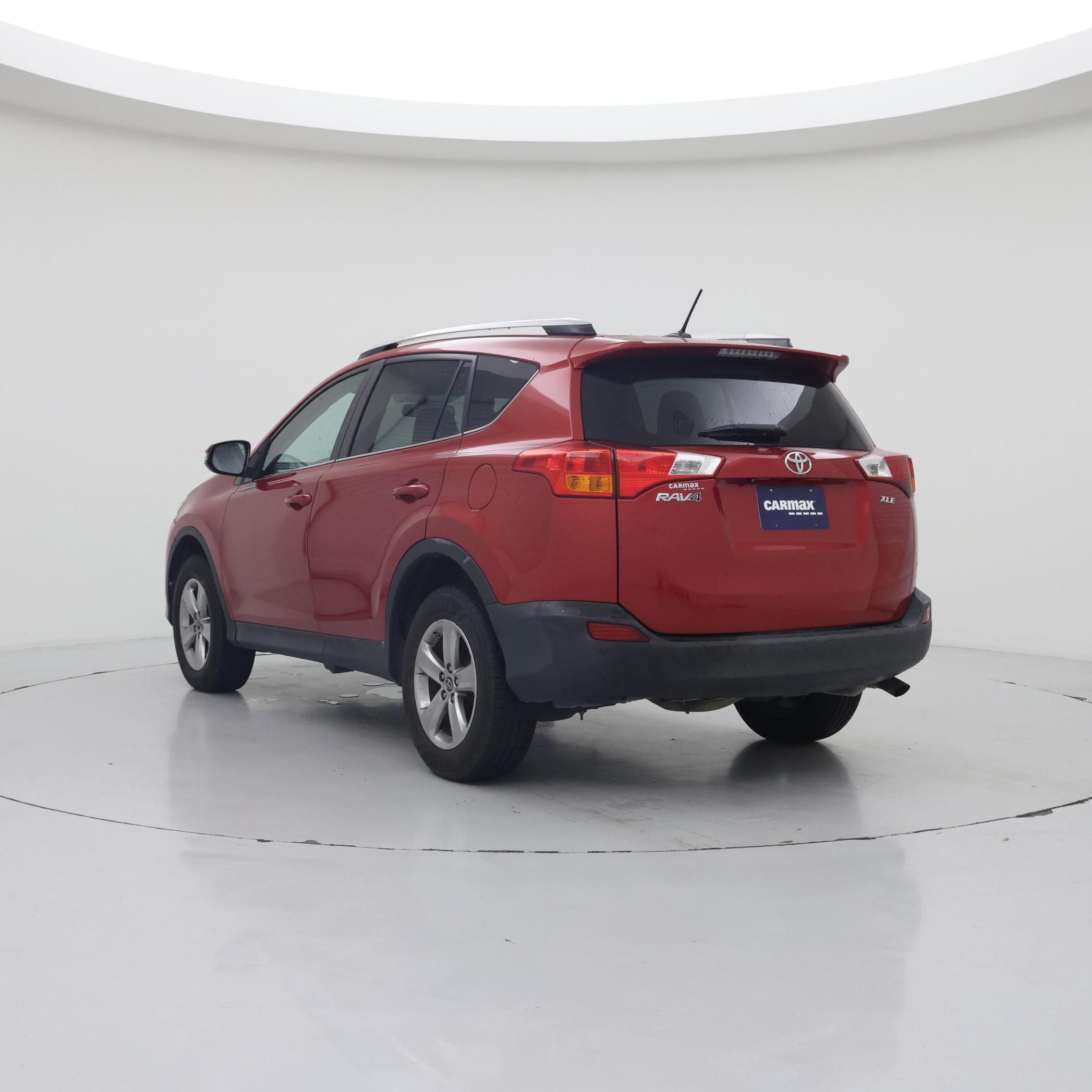 Thumbnail: 2015 Toyota RAV4 - 2