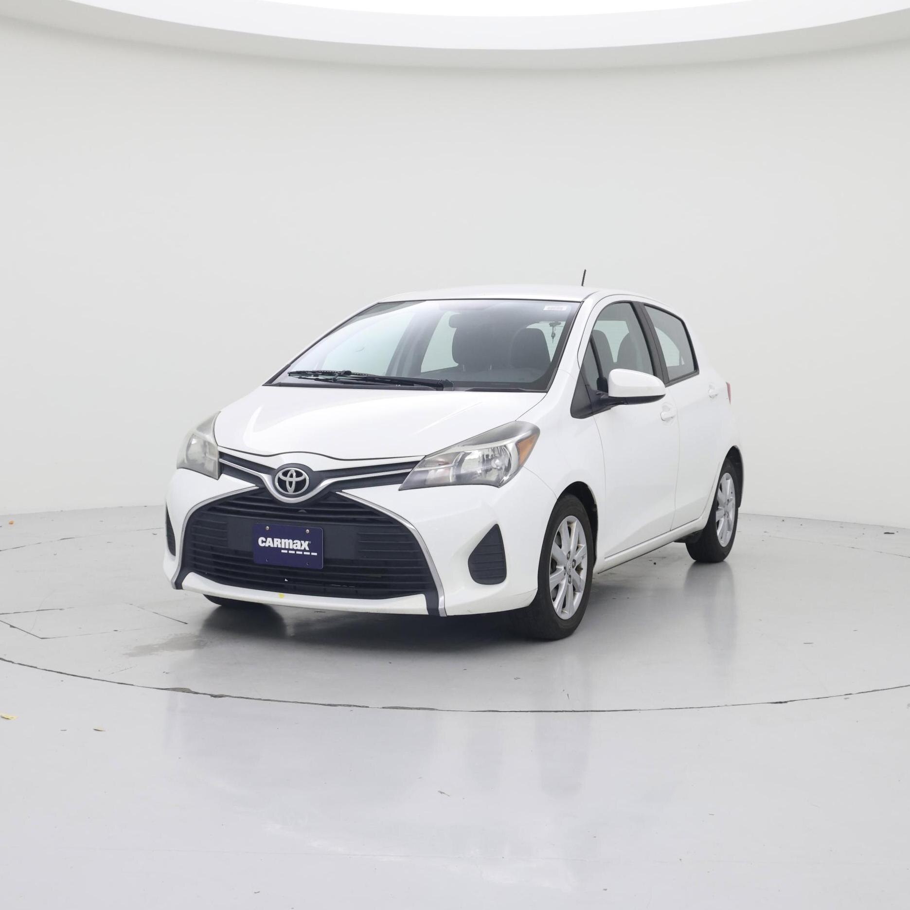 Thumbnail: 2015 Toyota Yaris - 4