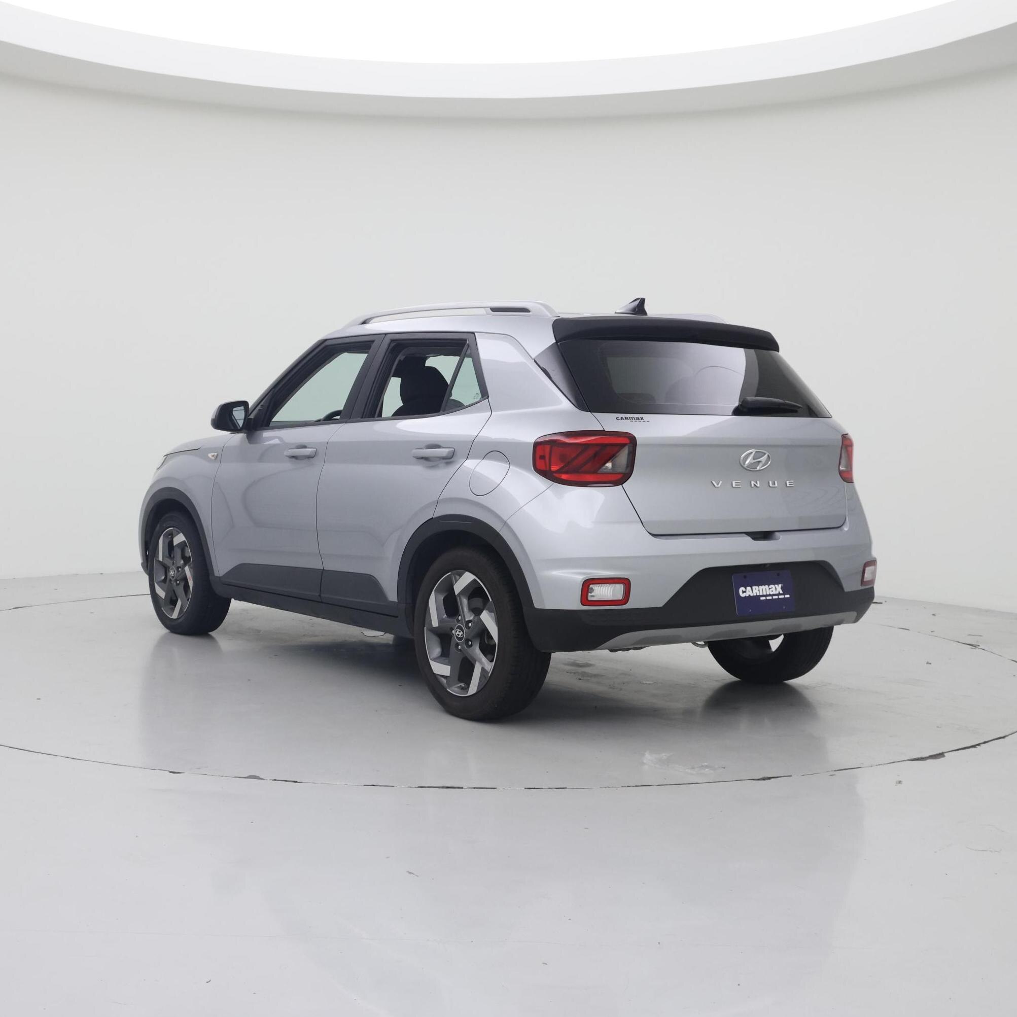 Thumbnail: 2022 Hyundai Venue - 2
