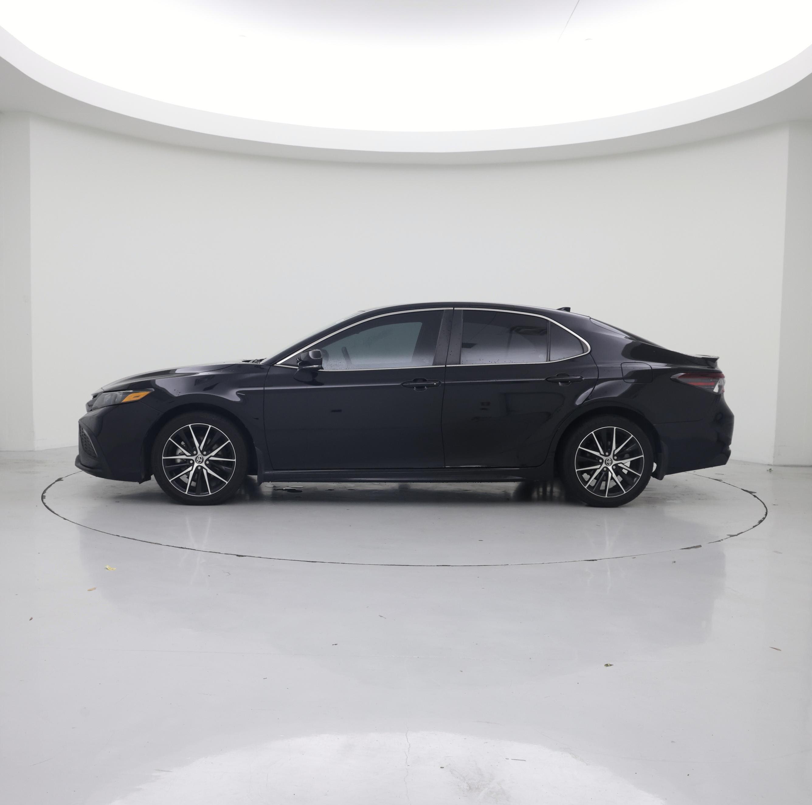 Thumbnail: 2024 Toyota Camry - 3