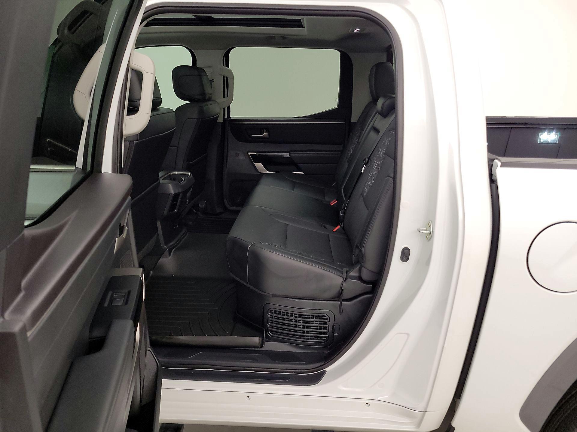 Thumbnail: 2024 Toyota Tundra - 20