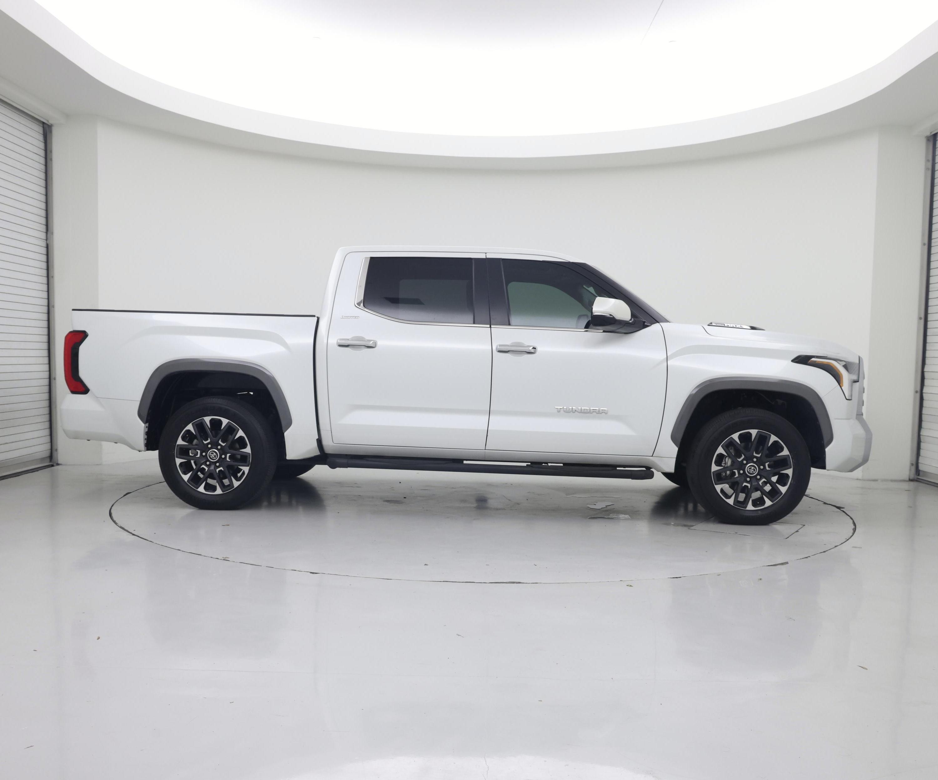 Thumbnail: 2024 Toyota Tundra - 7