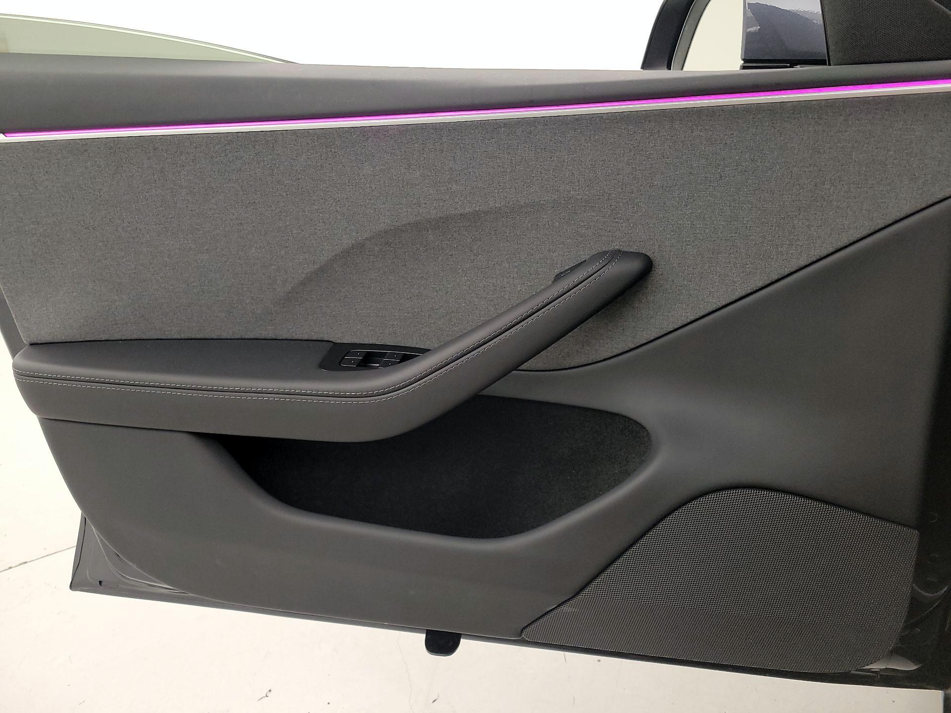 Thumbnail: 2025 Tesla Model 3 - 12