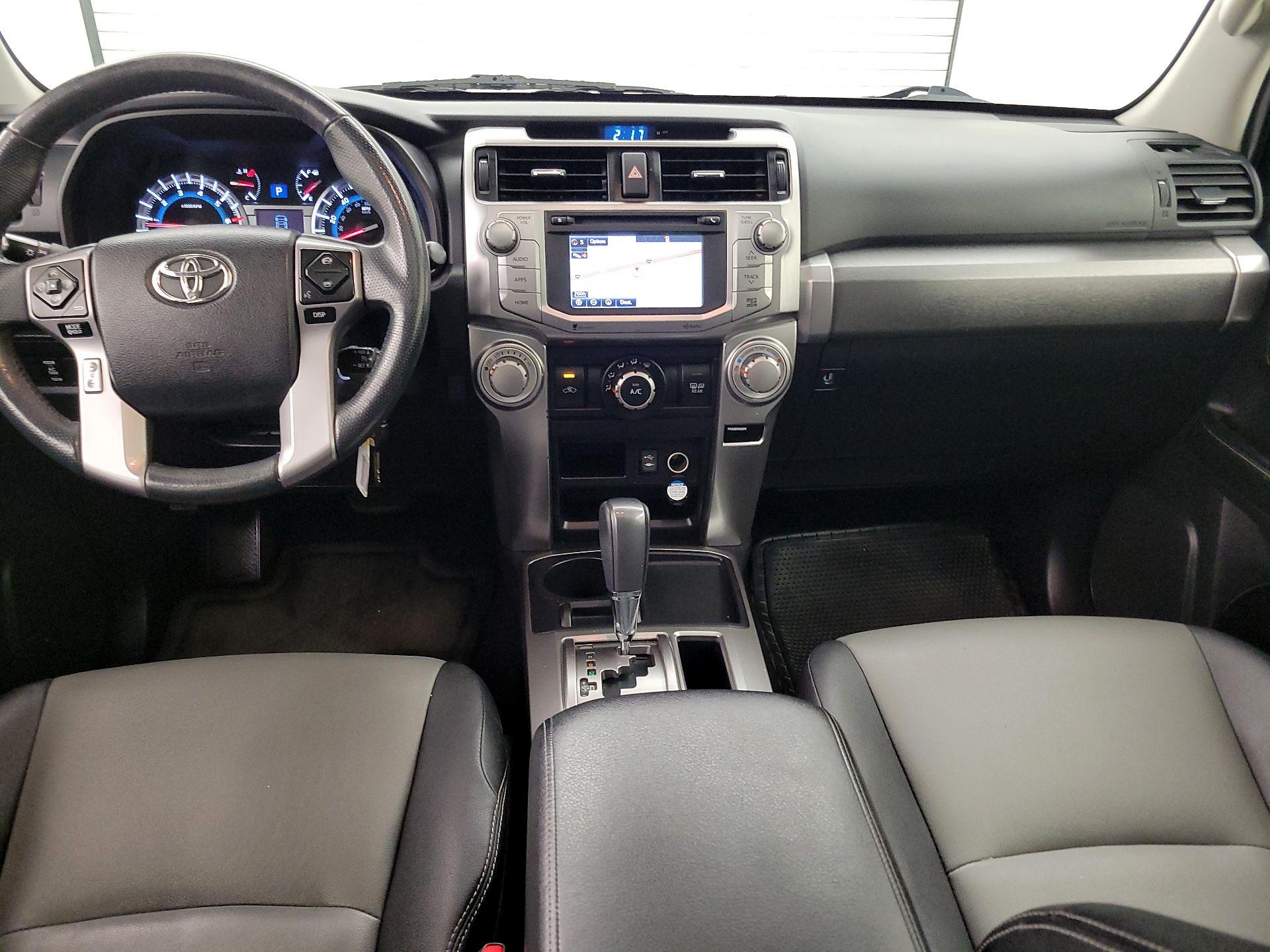 Thumbnail: 2015 Toyota 4Runner - 9
