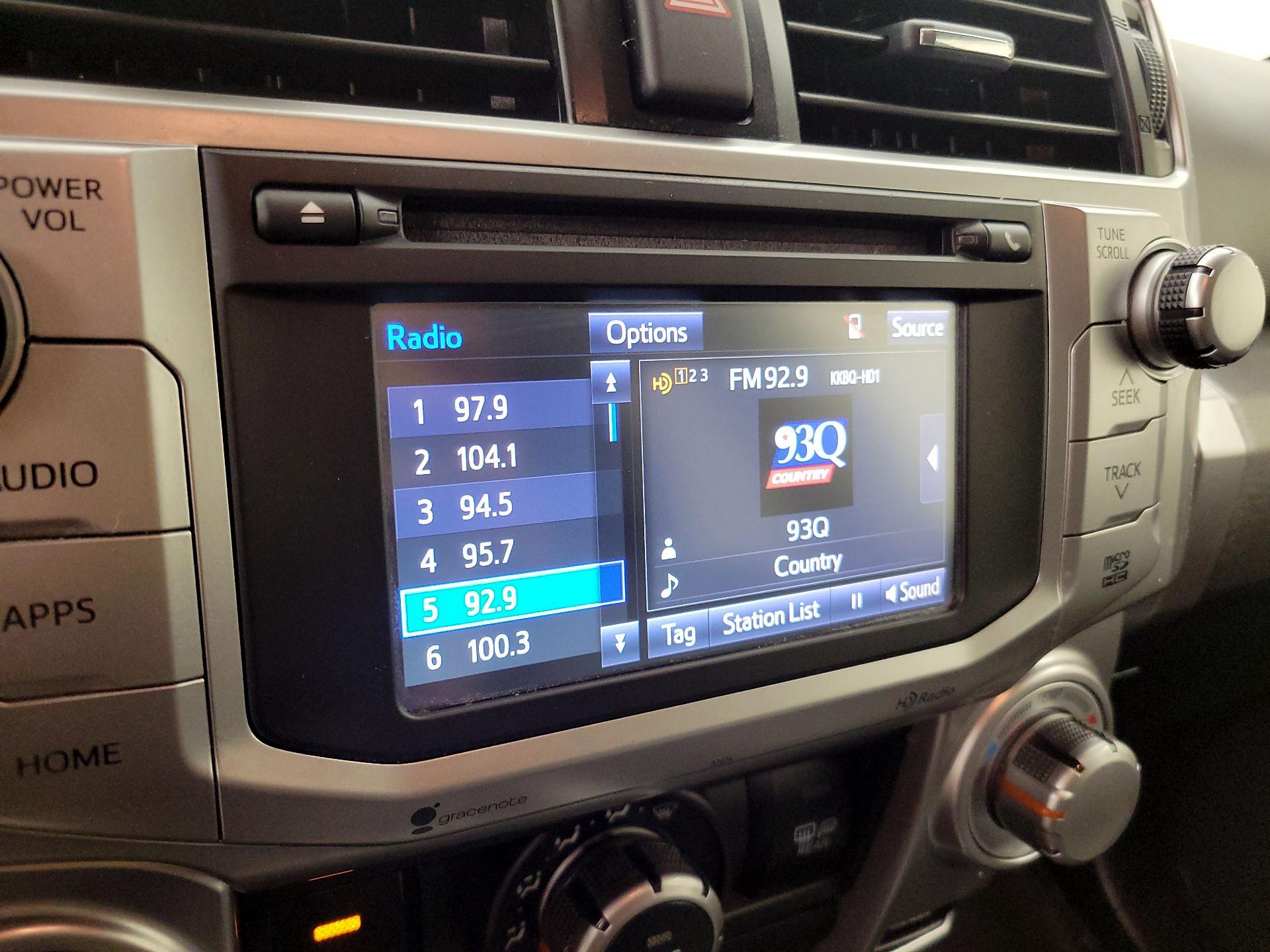 Thumbnail: 2015 Toyota 4Runner - 16