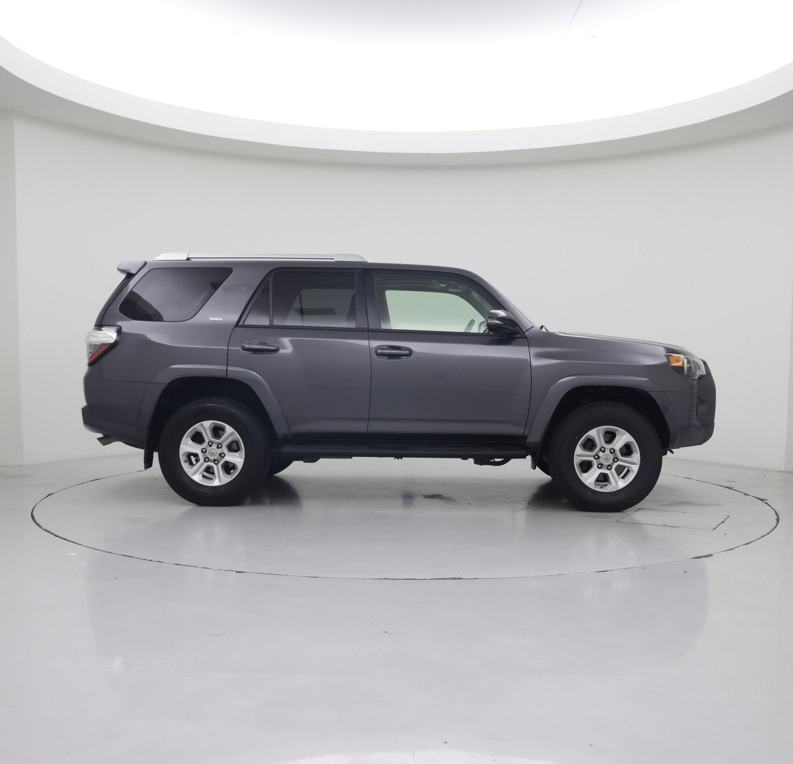 Thumbnail: 2015 Toyota 4Runner - 7