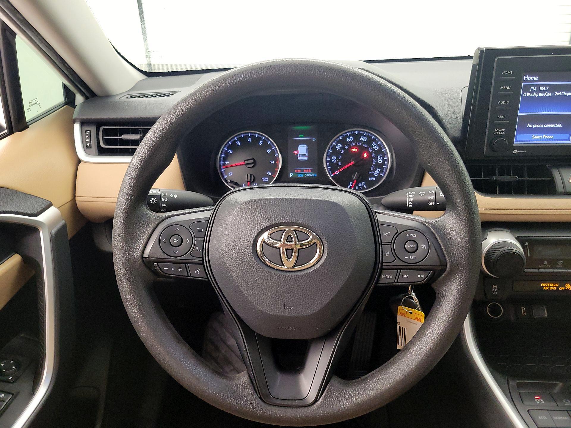 Thumbnail: 2022 Toyota RAV4 - 10