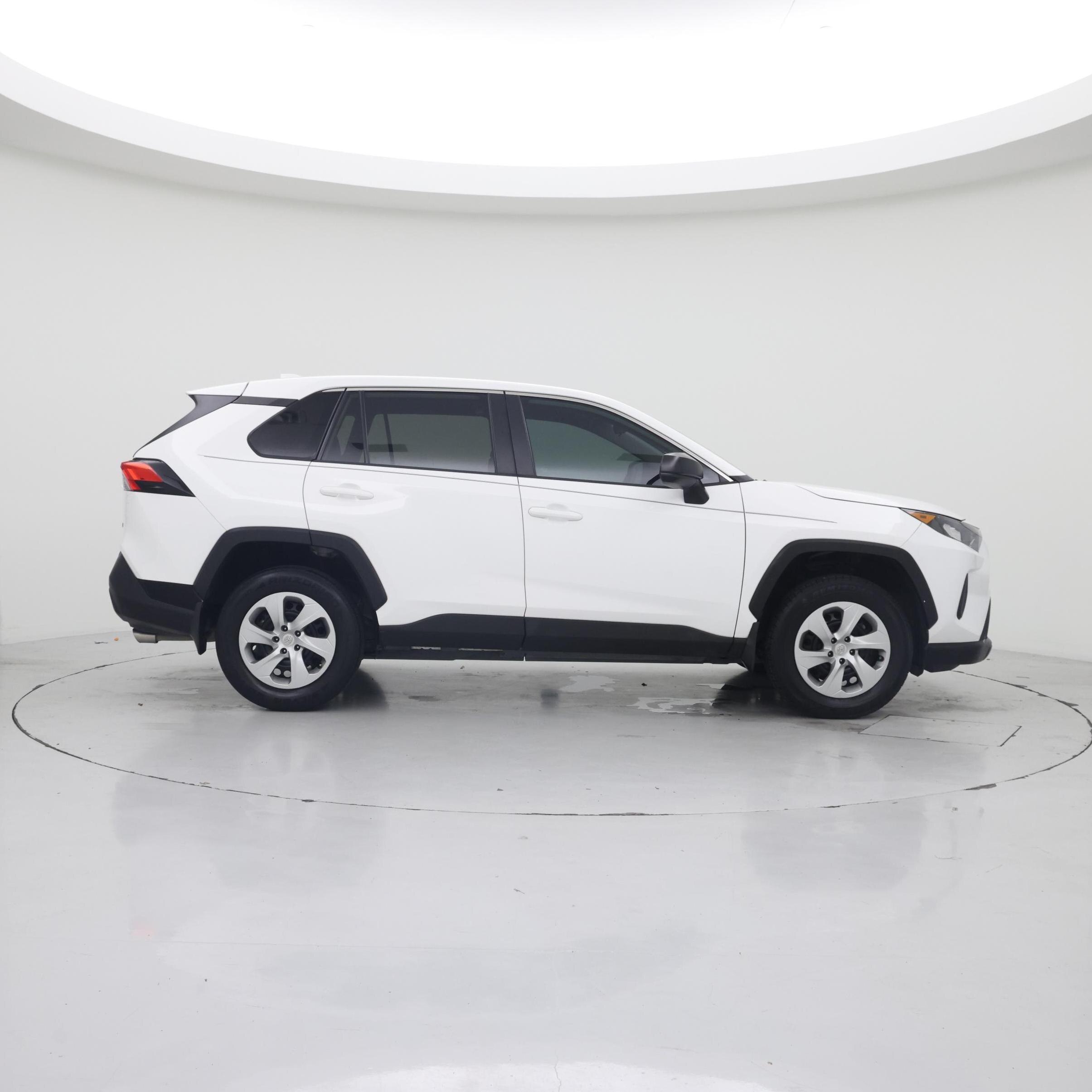 Thumbnail: 2022 Toyota RAV4 - 7