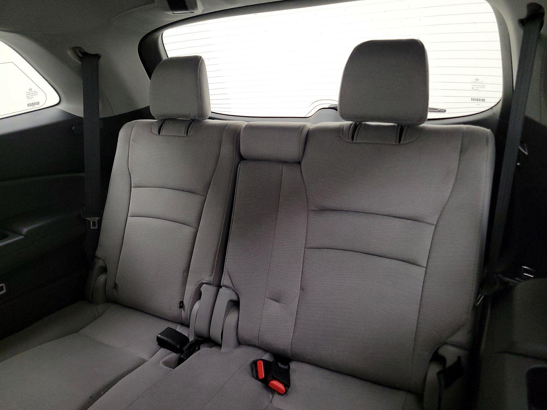 Thumbnail: 2017 Honda Pilot - 20
