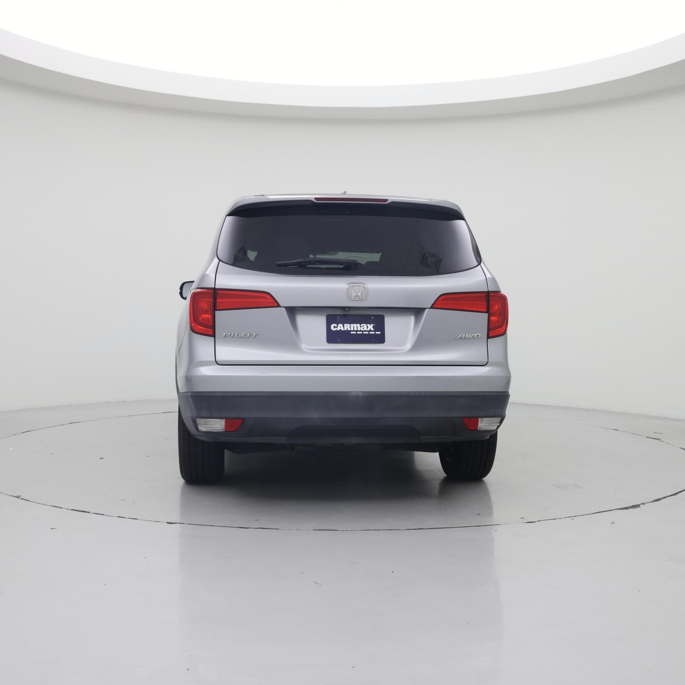 Thumbnail: 2017 Honda Pilot - 6