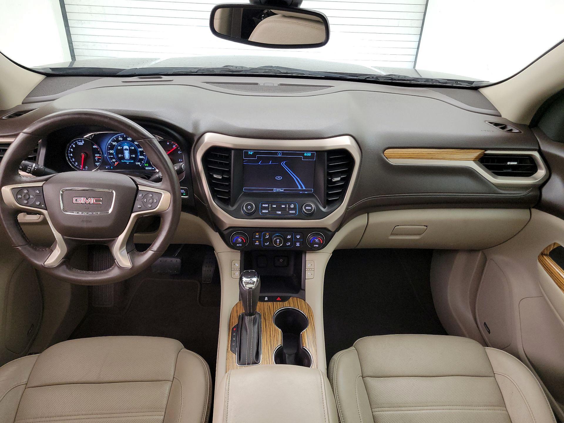 Thumbnail: 2017 GMC Acadia - 9