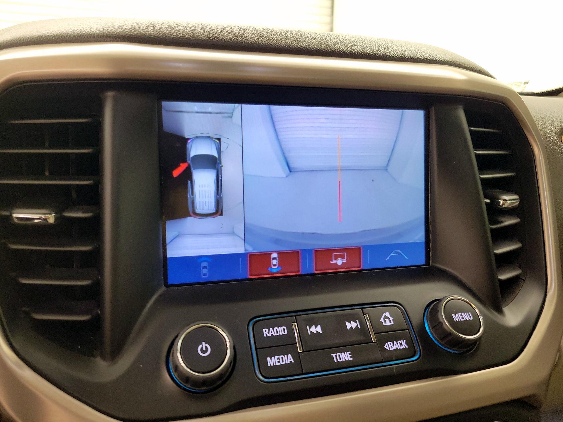 Thumbnail: 2017 GMC Acadia - 15