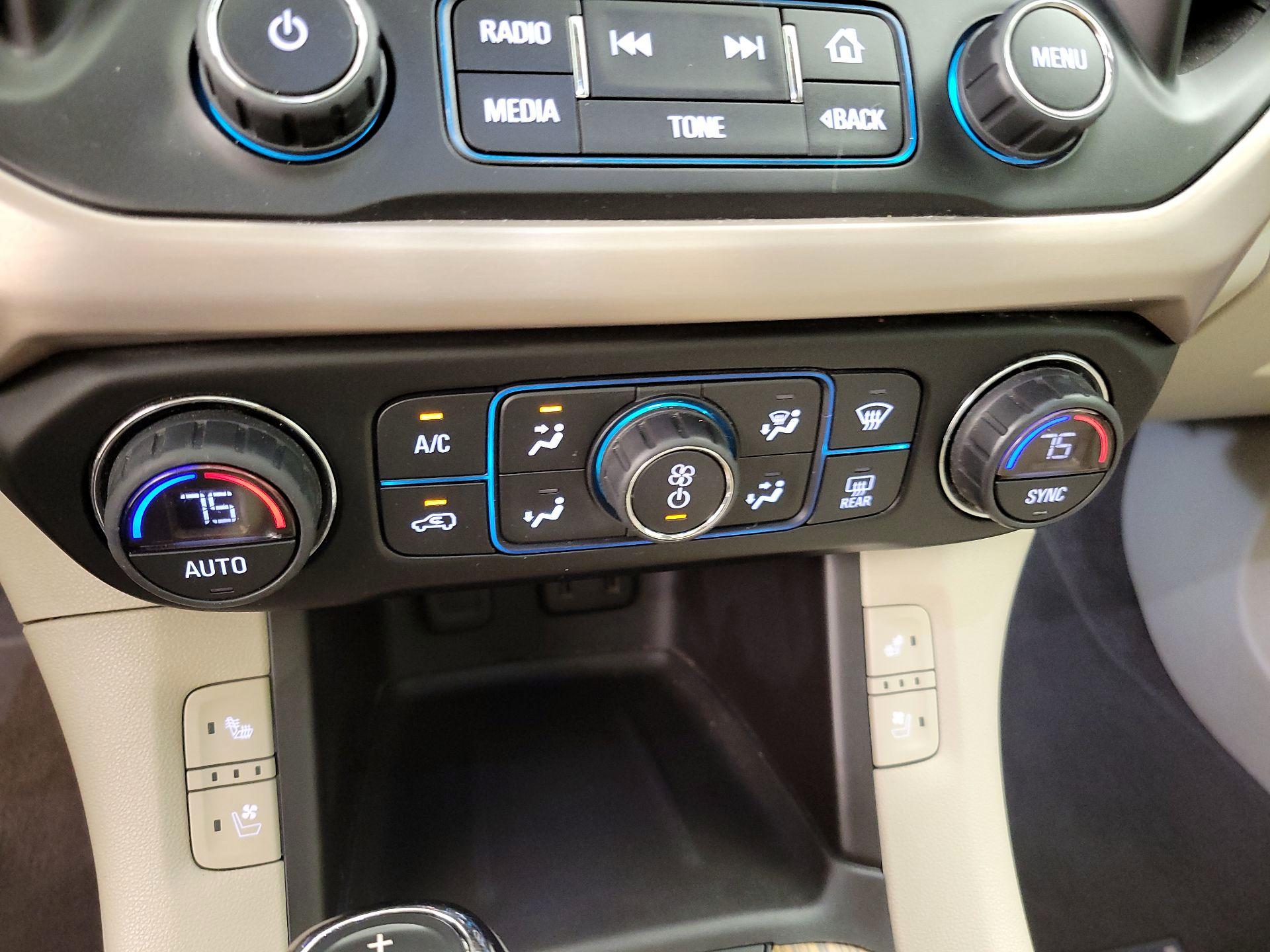 Thumbnail: 2017 GMC Acadia - 17