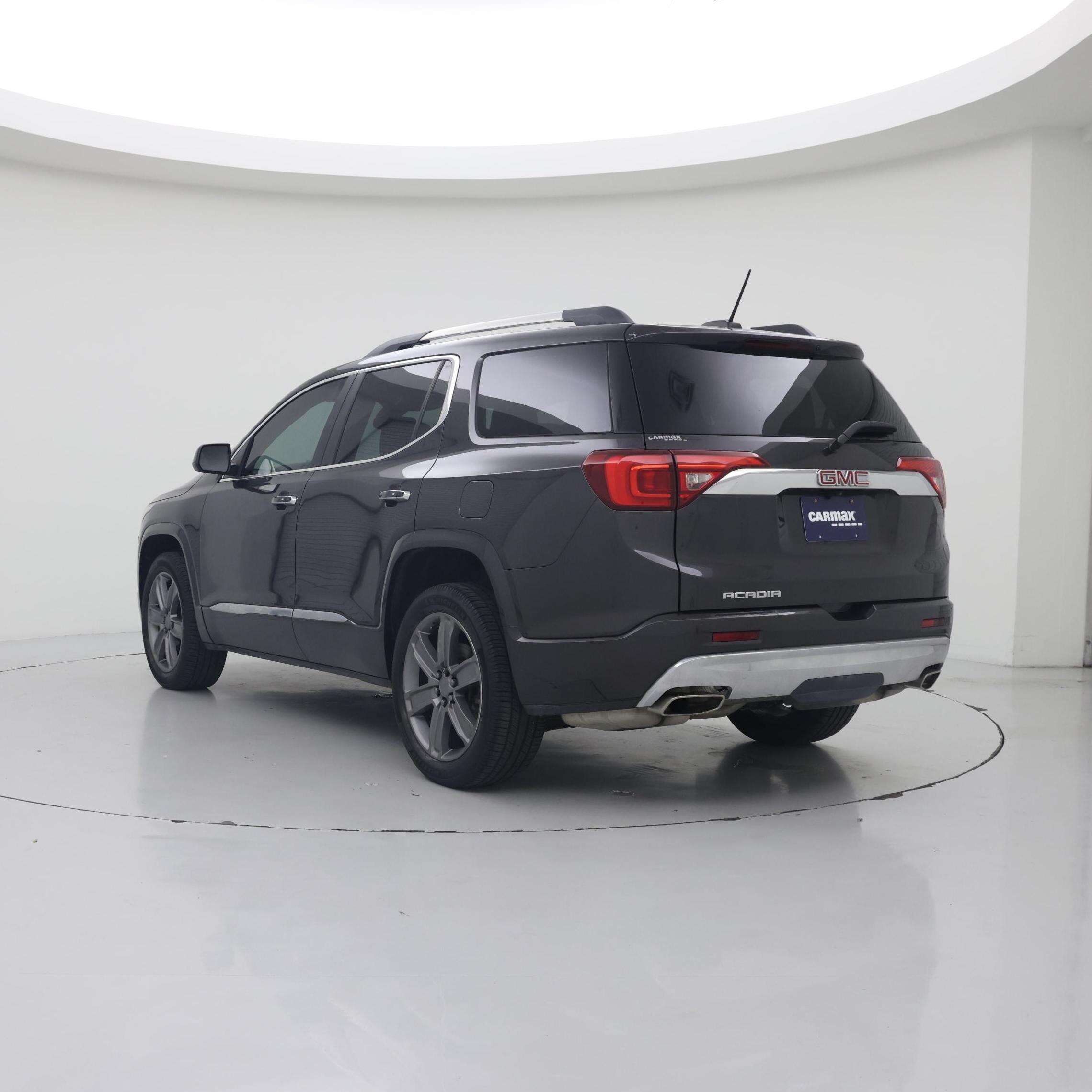 Thumbnail: 2017 GMC Acadia - 2