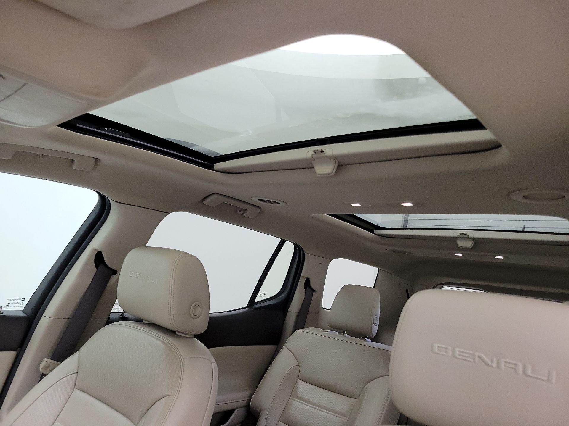 Thumbnail: 2017 GMC Acadia - 20