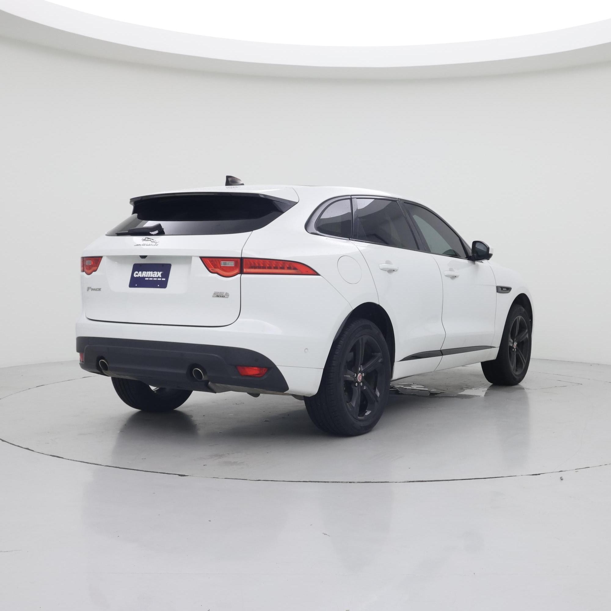 Thumbnail: 2020 Jaguar F-Pace - 8
