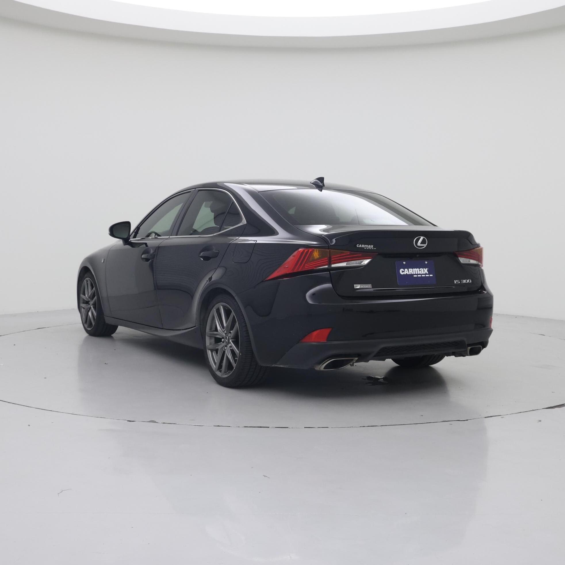 Thumbnail: 2018 Lexus IS - 2