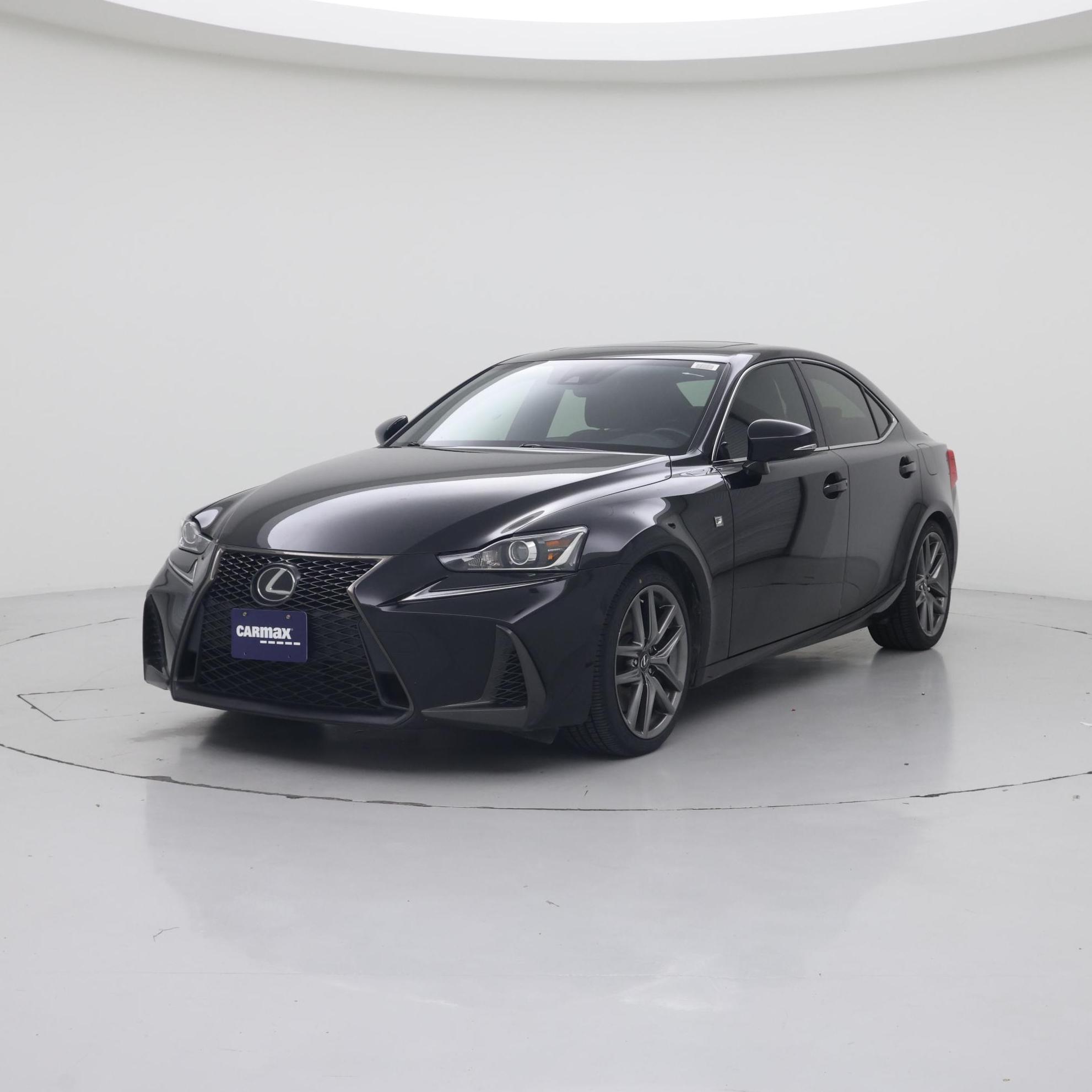 Thumbnail: 2018 Lexus IS - 4