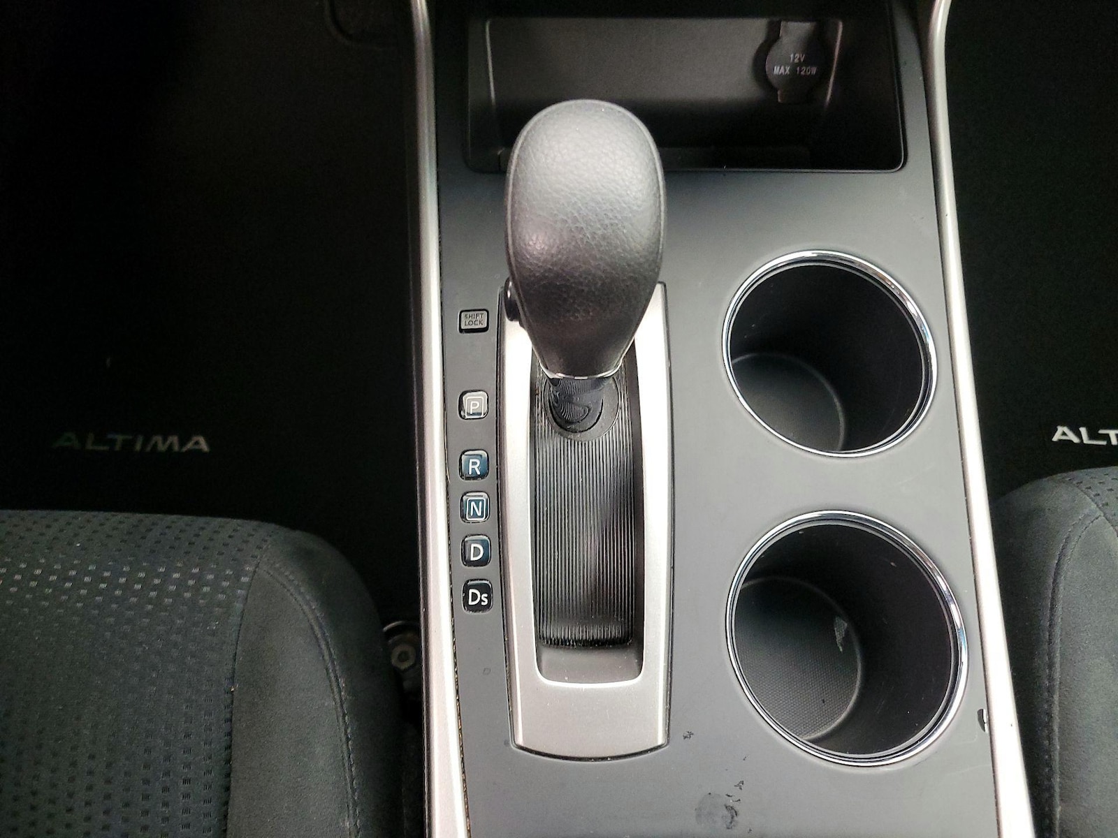 2015 Nissan Altima S - Photo 17