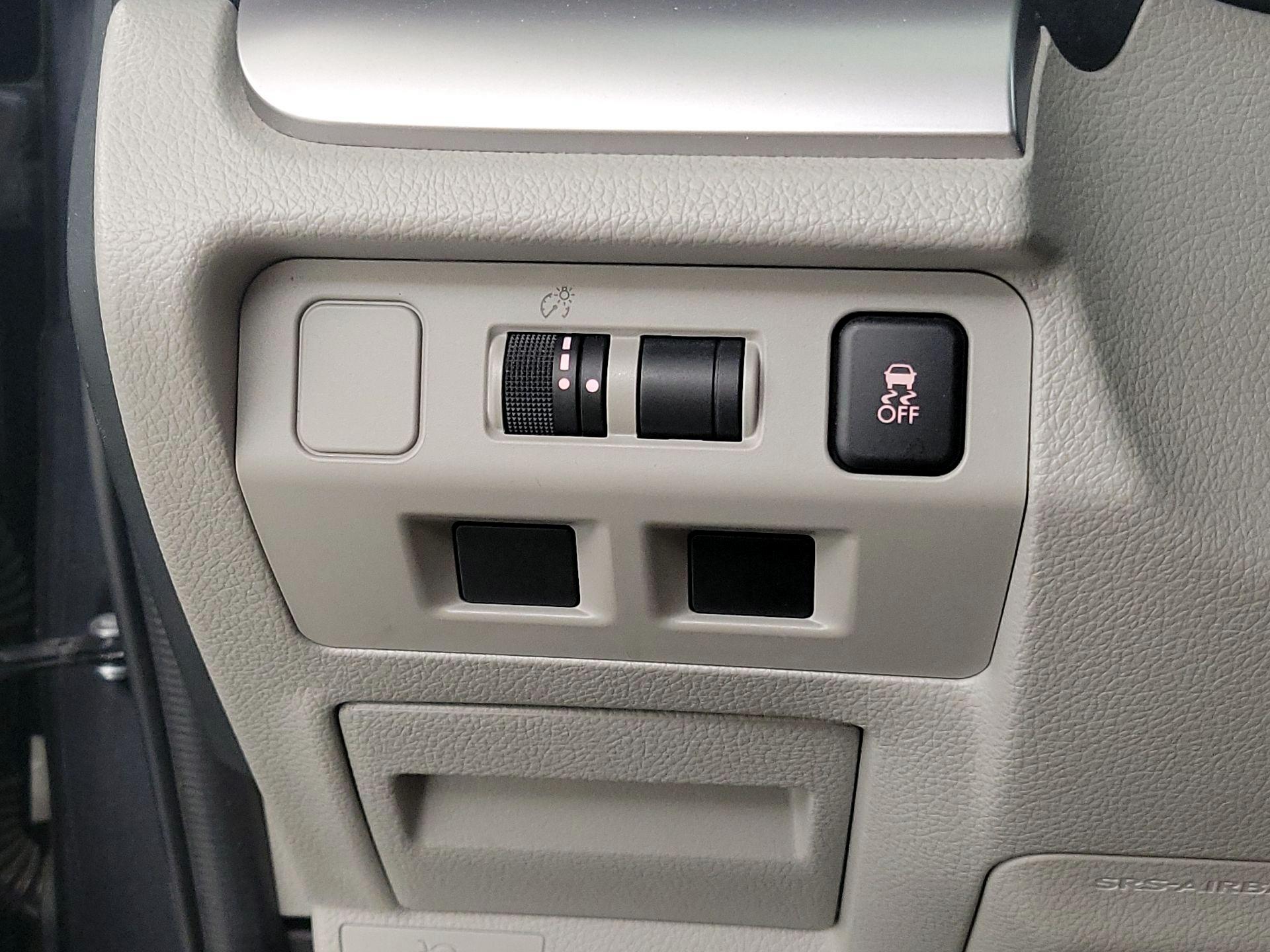 Thumbnail: 2016 Subaru Forester - 13