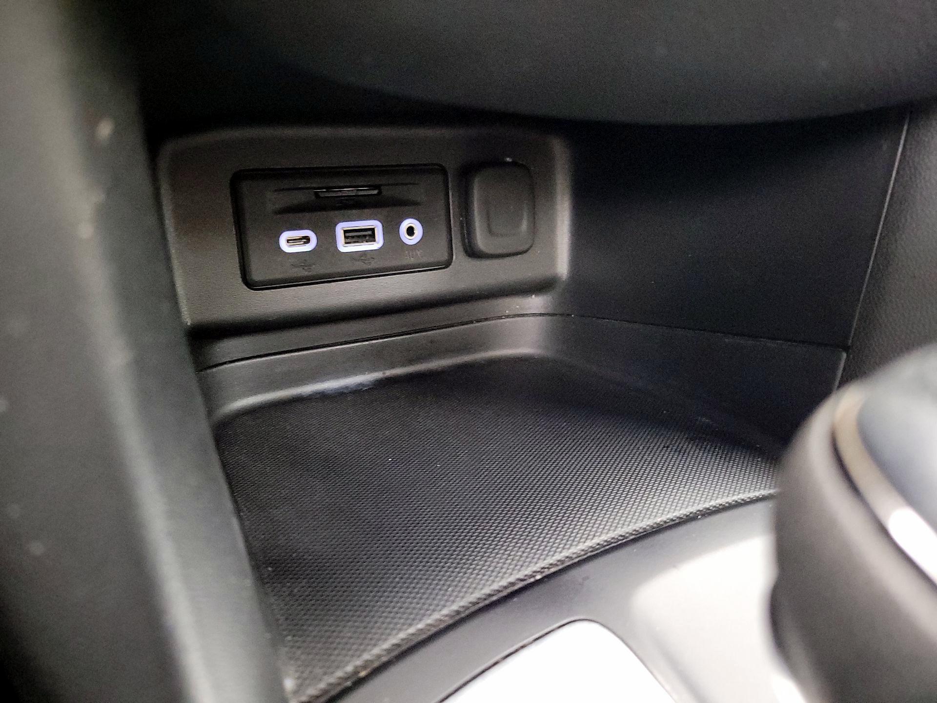 Thumbnail: 2020 Chevrolet Equinox - 18