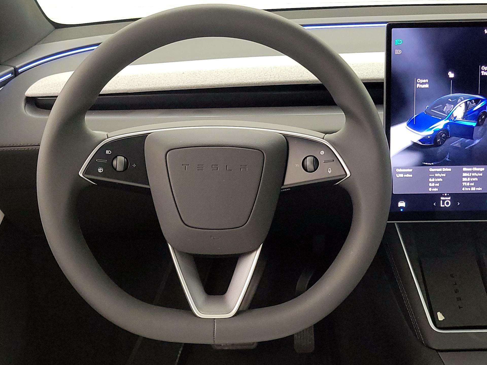 Thumbnail: 2026 Tesla Model Y - 10