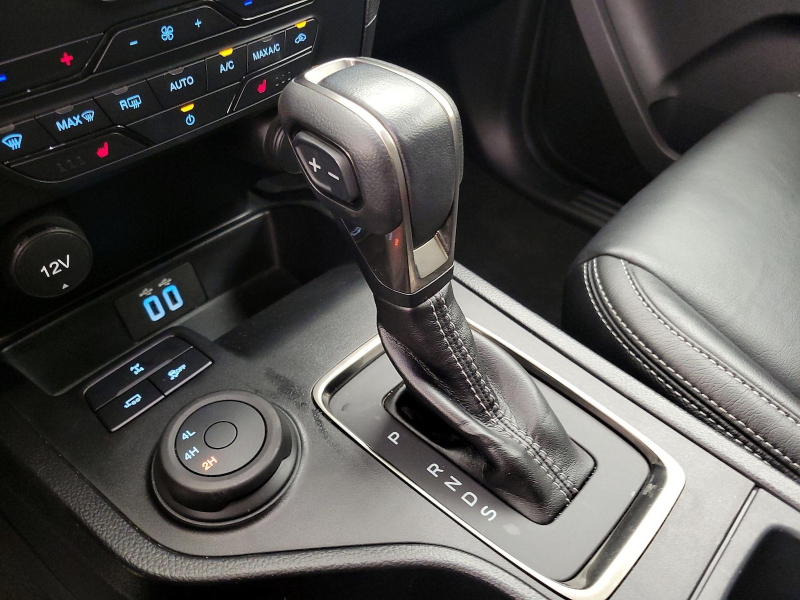 2023 Ford Ranger XLT - Photo 18