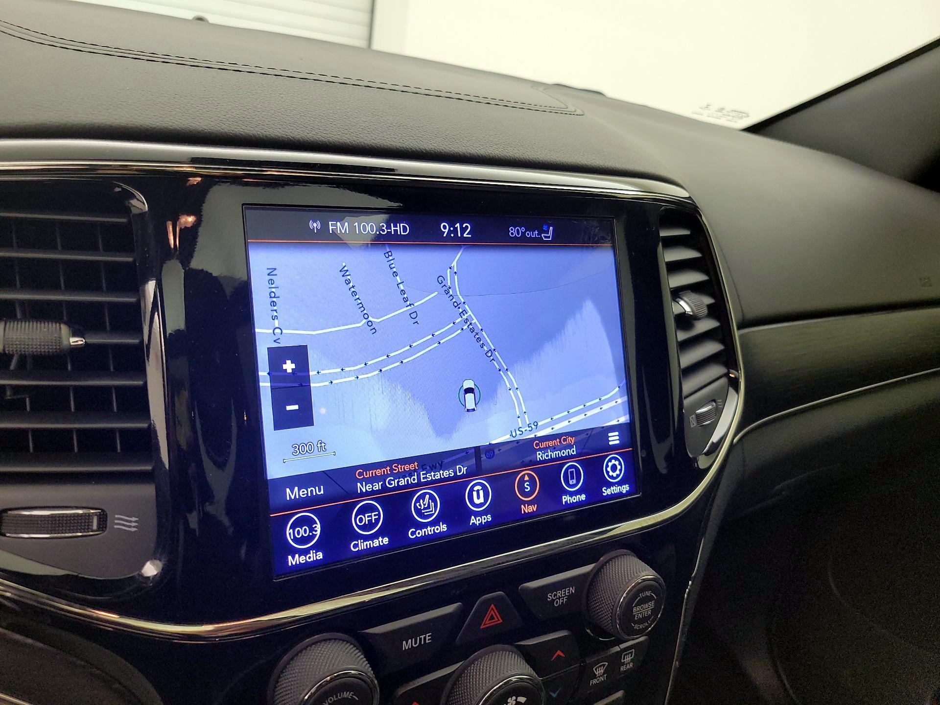 Thumbnail: 2019 Jeep Grand Cherokee - 14