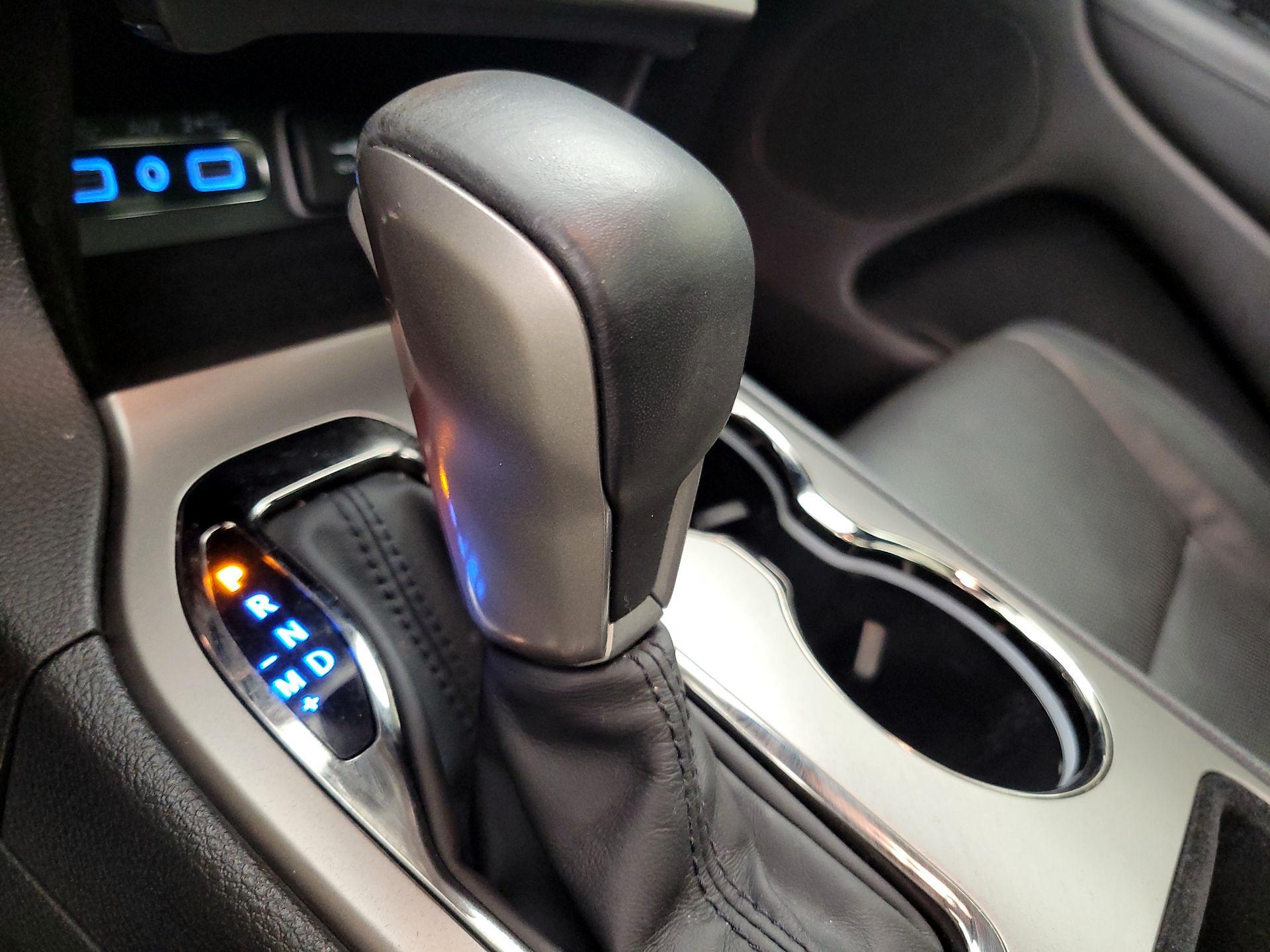 Thumbnail: 2019 Jeep Grand Cherokee - 18