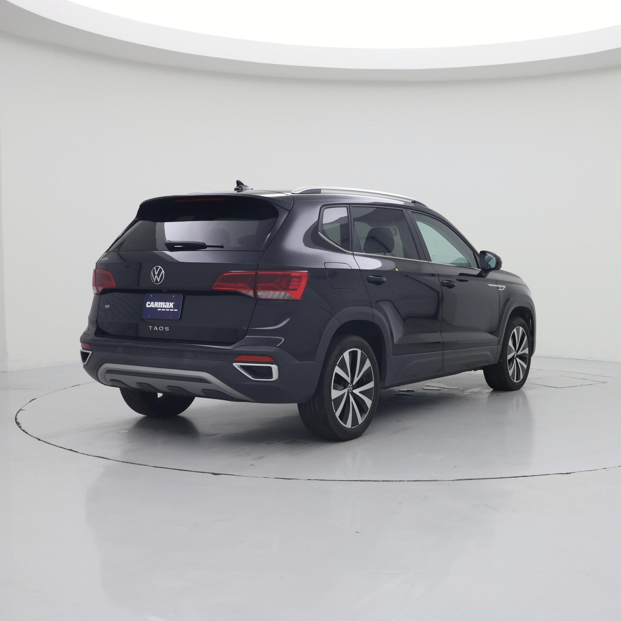 Thumbnail: 2022 Volkswagen Taos - 8