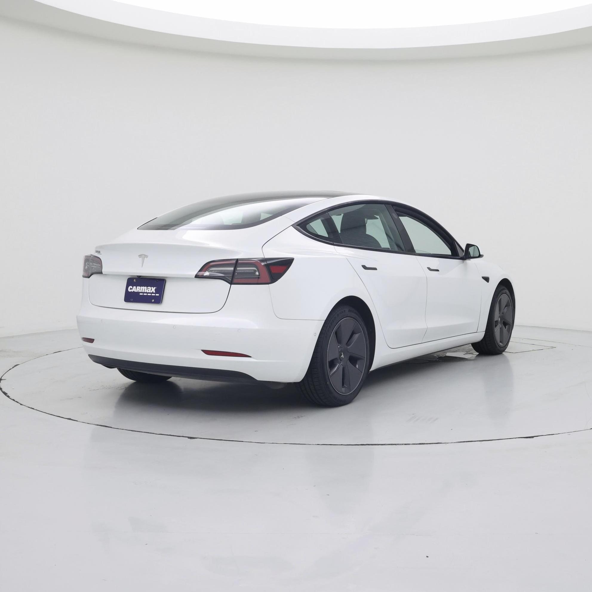 Thumbnail: 2022 Tesla Model 3 - 8