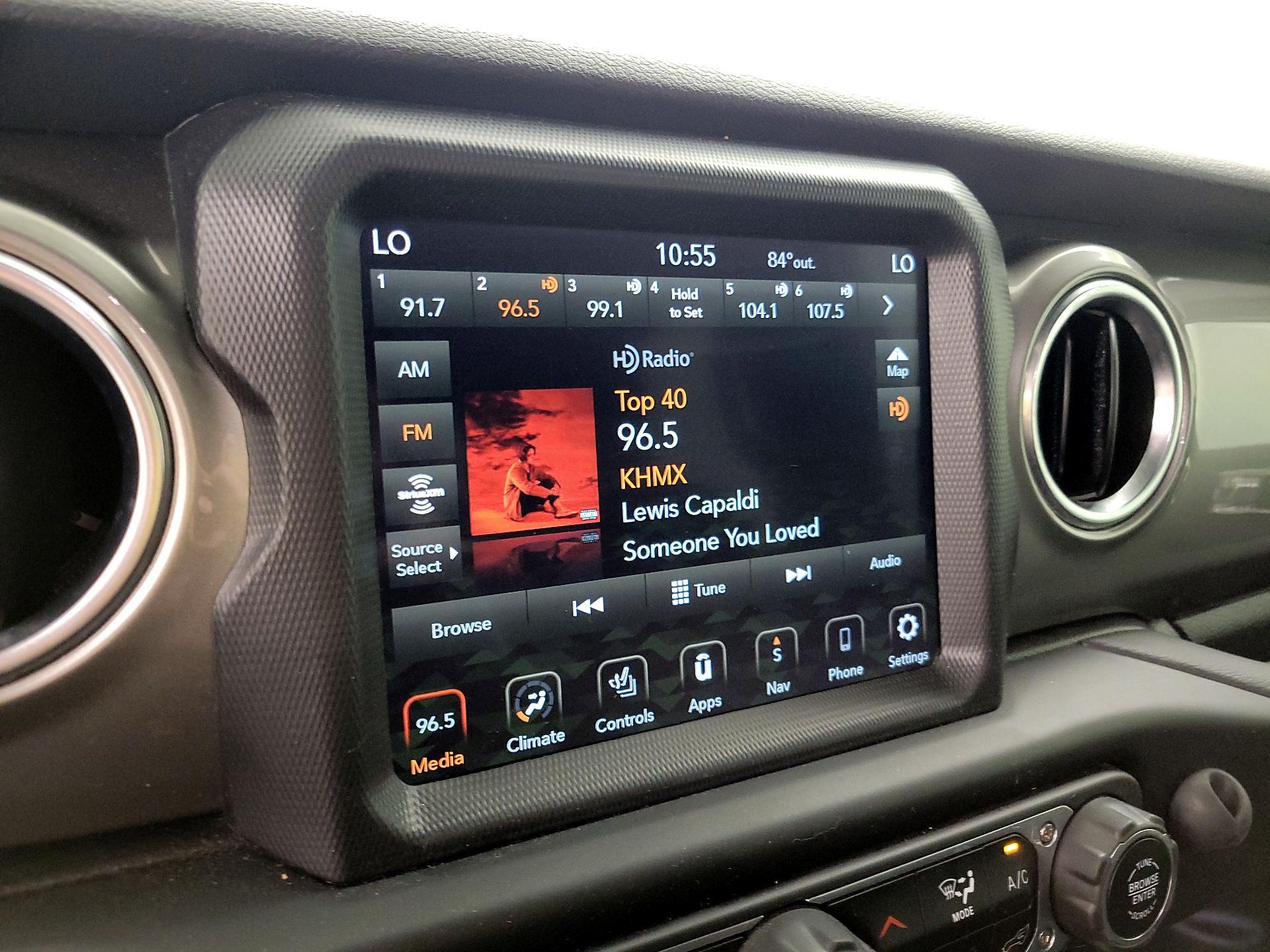 Thumbnail: 2020 Jeep Gladiator - 15