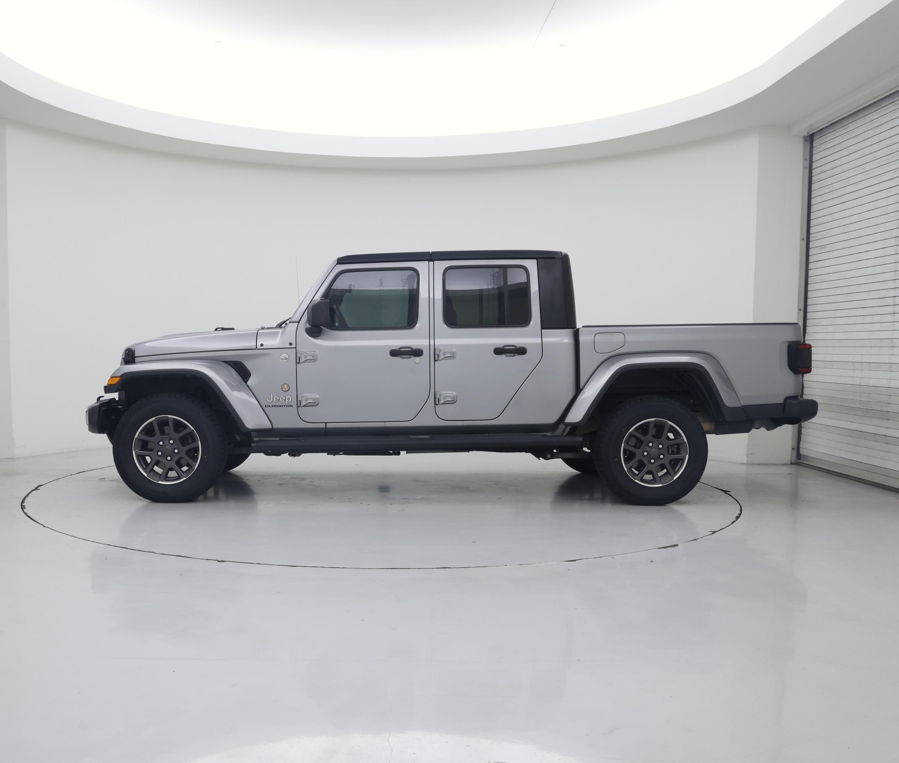 Thumbnail: 2020 Jeep Gladiator - 3