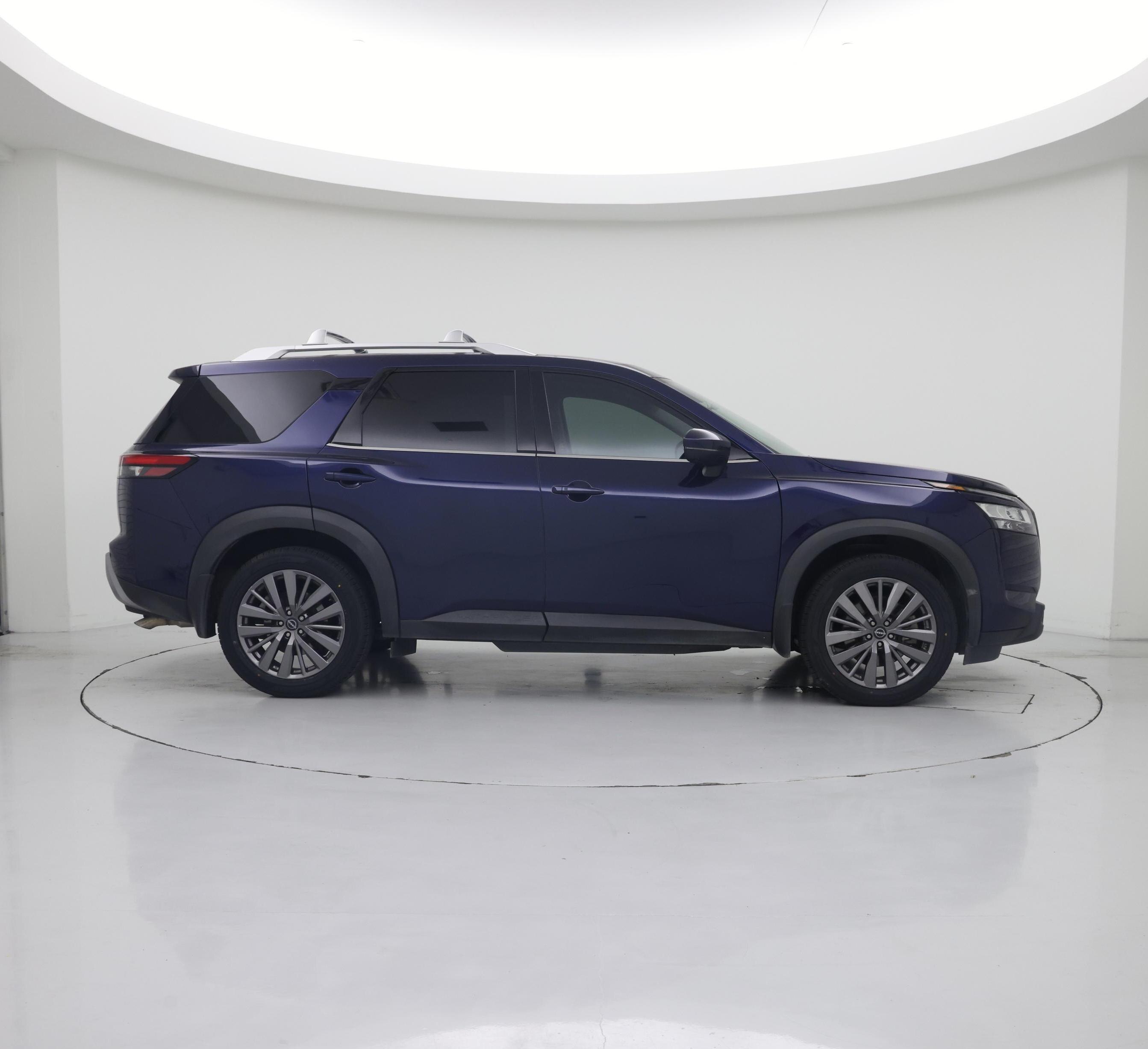 Thumbnail: 2023 Nissan Pathfinder - 7