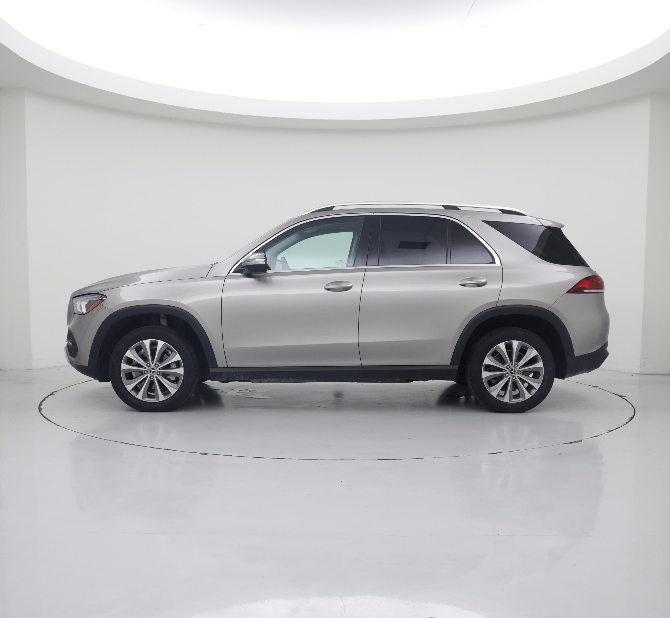 Thumbnail: 2020 Mercedes-Benz GLE - 3