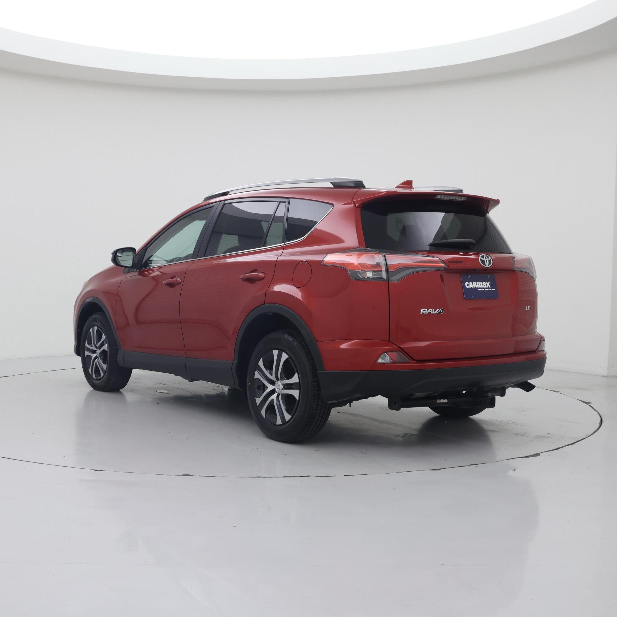 Thumbnail: 2017 Toyota RAV4 - 2