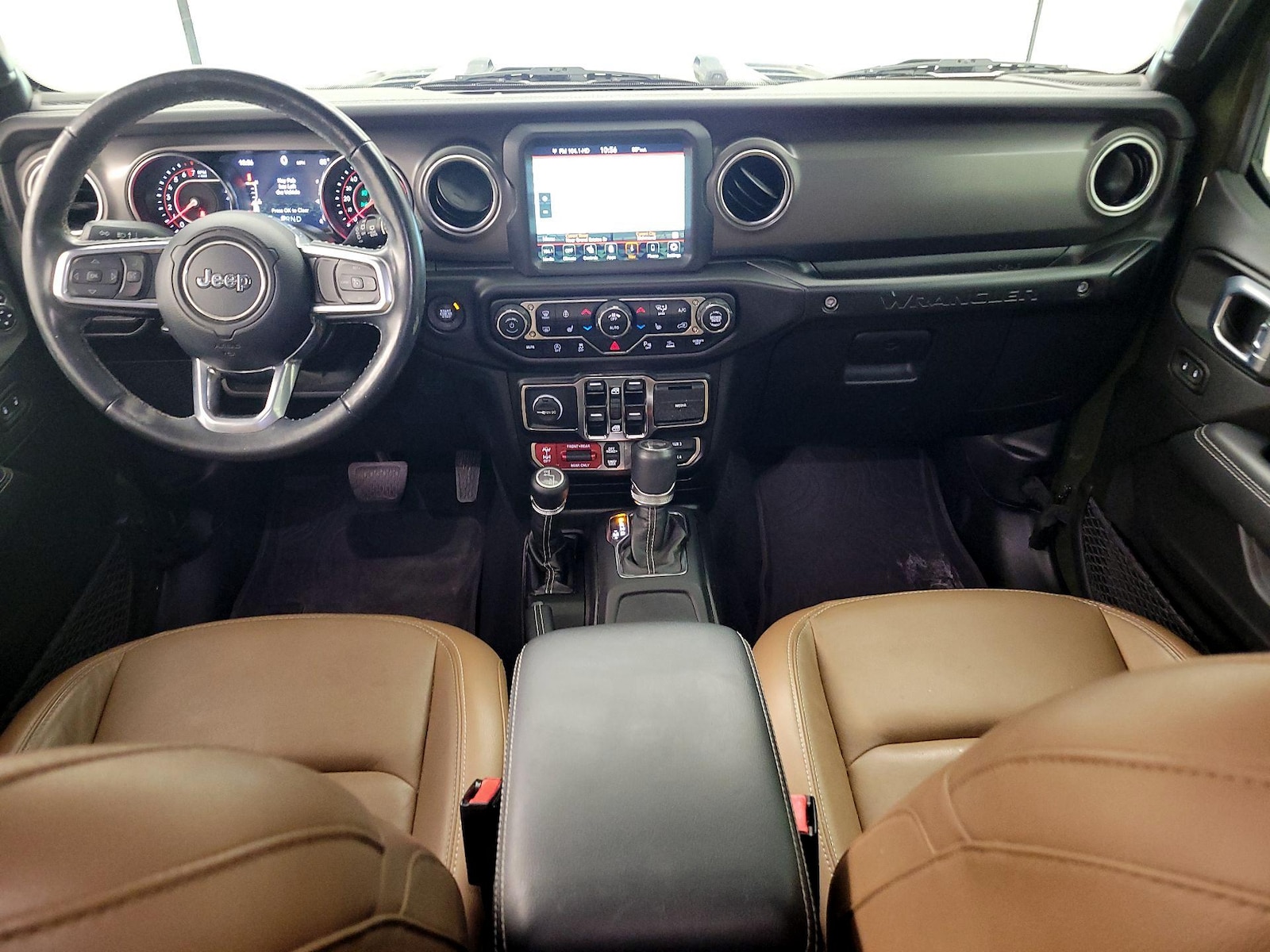 Apple CarPlay® & Android Auto™