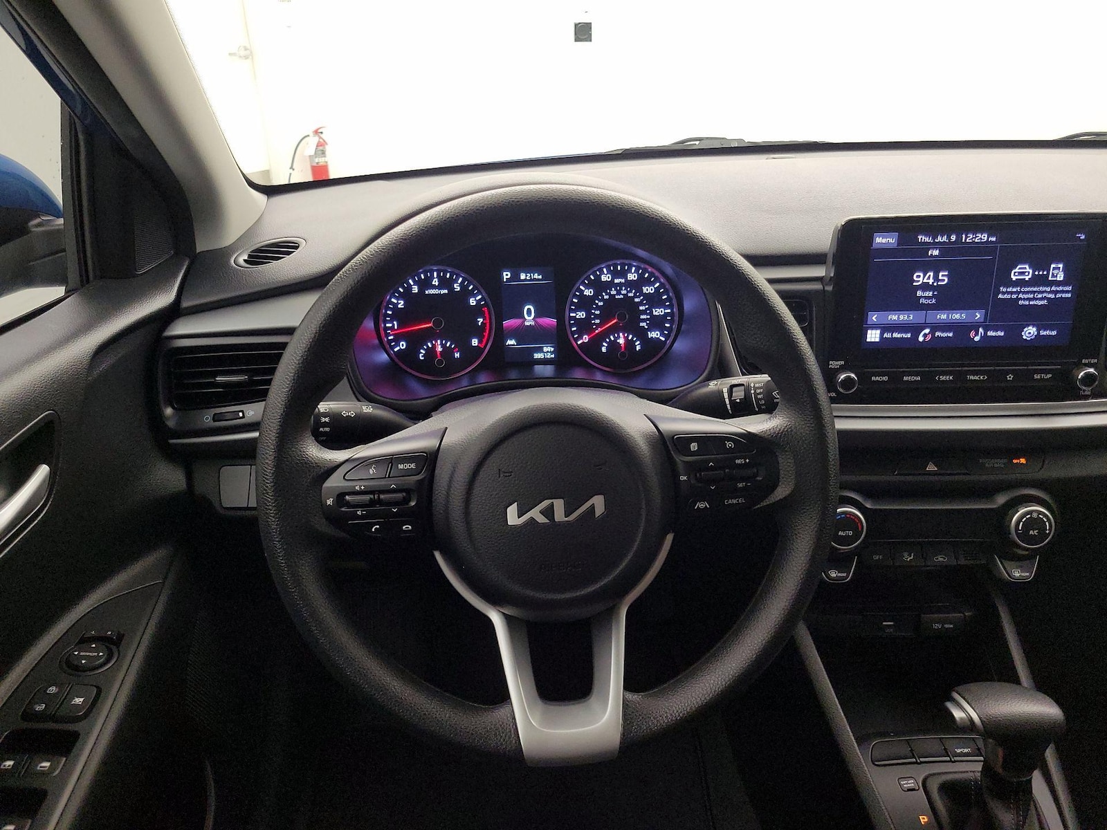 2023 Kia Rio S - Photo 11