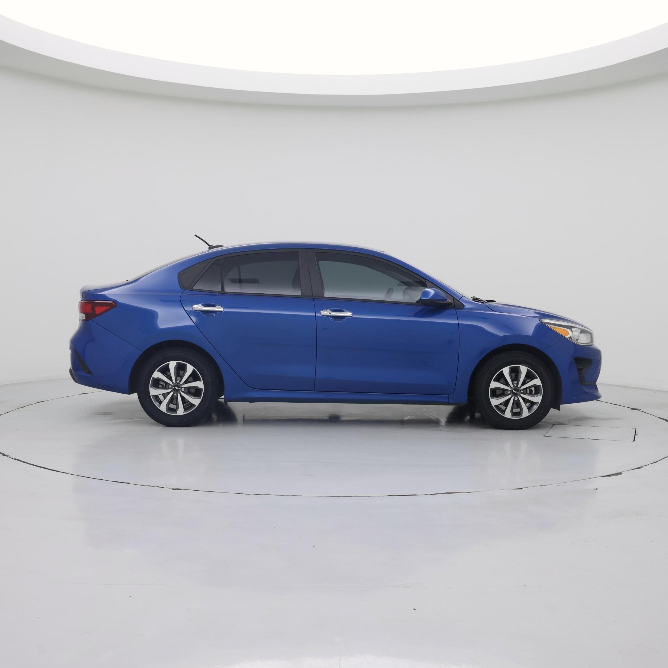 Thumbnail: 2023 Kia Rio - 7