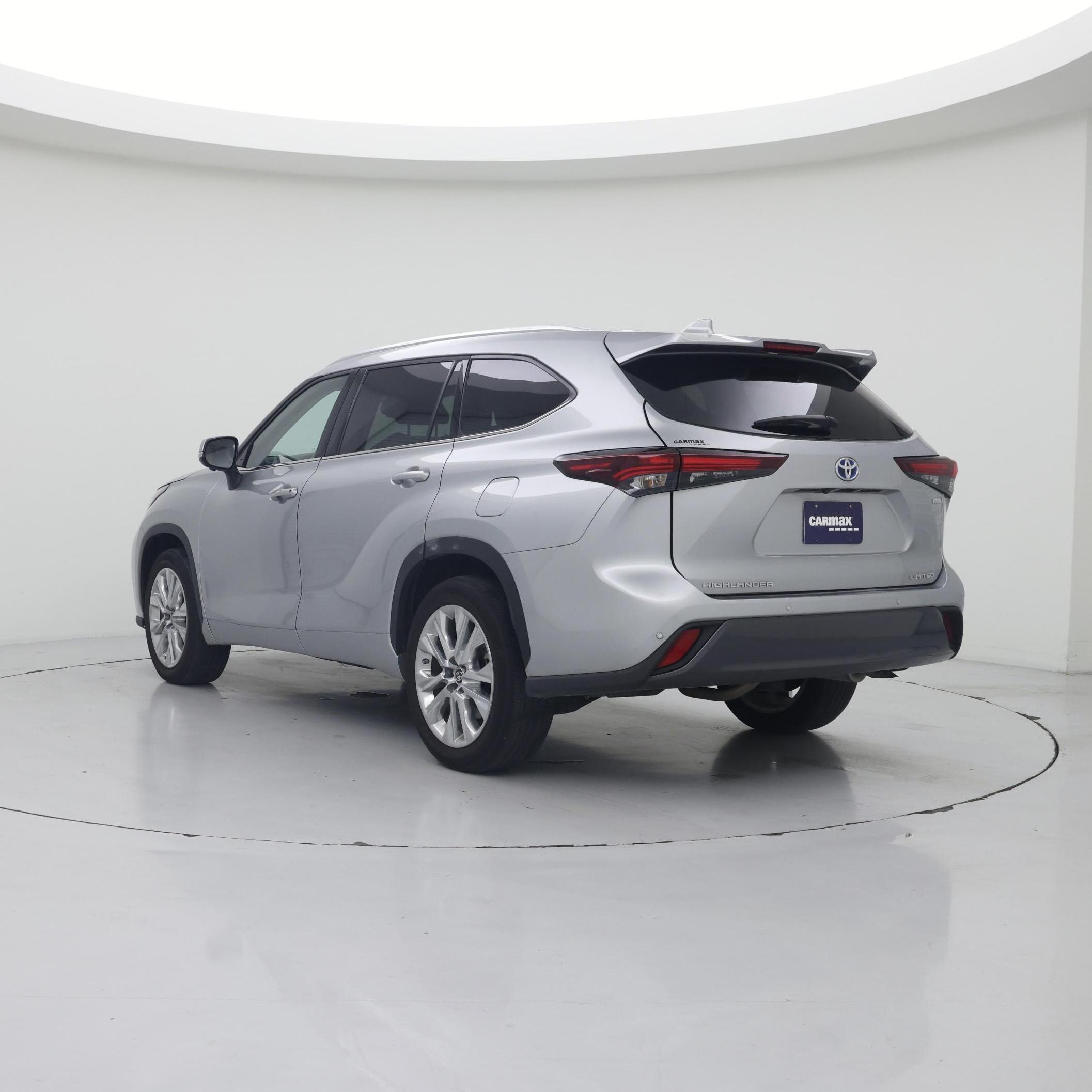 Thumbnail: 2024 Toyota Highlander - 2