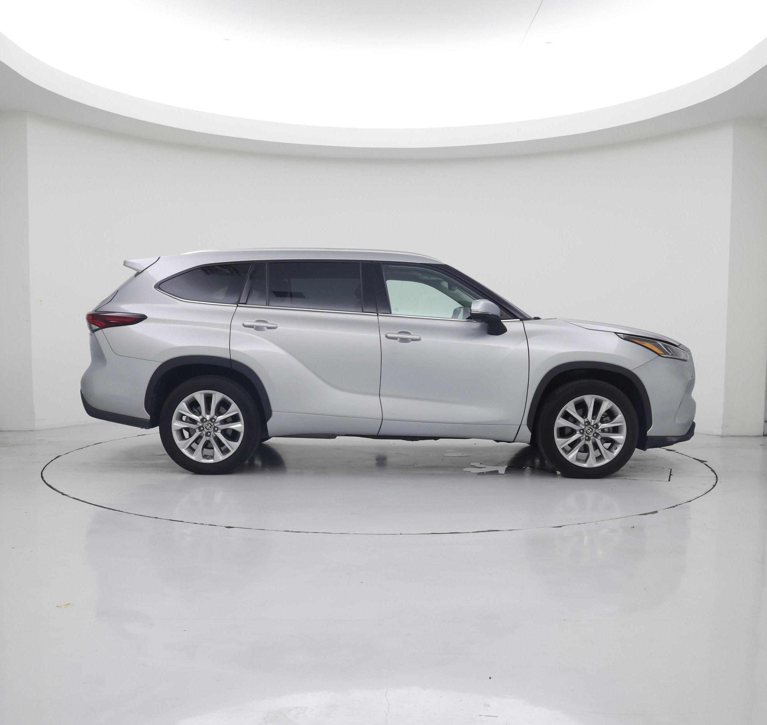 Thumbnail: 2024 Toyota Highlander - 7