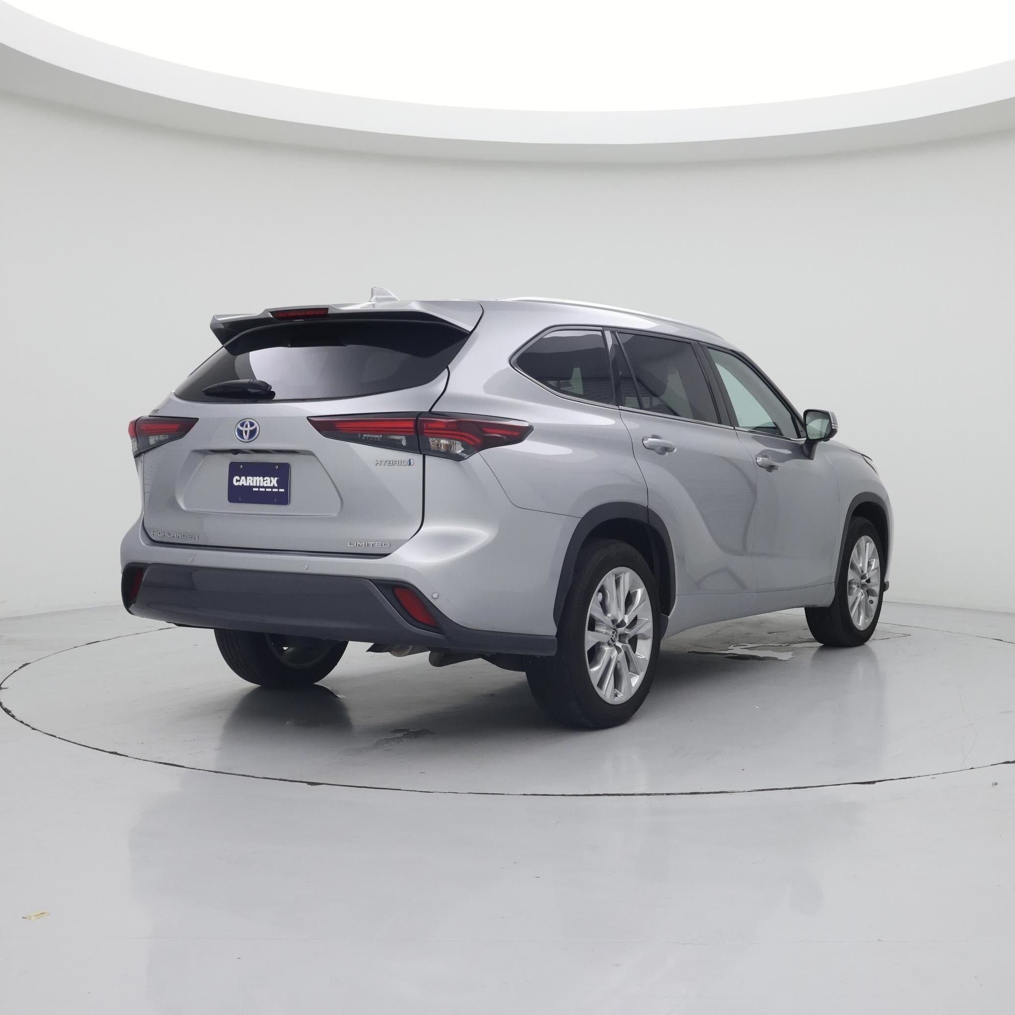 Thumbnail: 2024 Toyota Highlander - 8