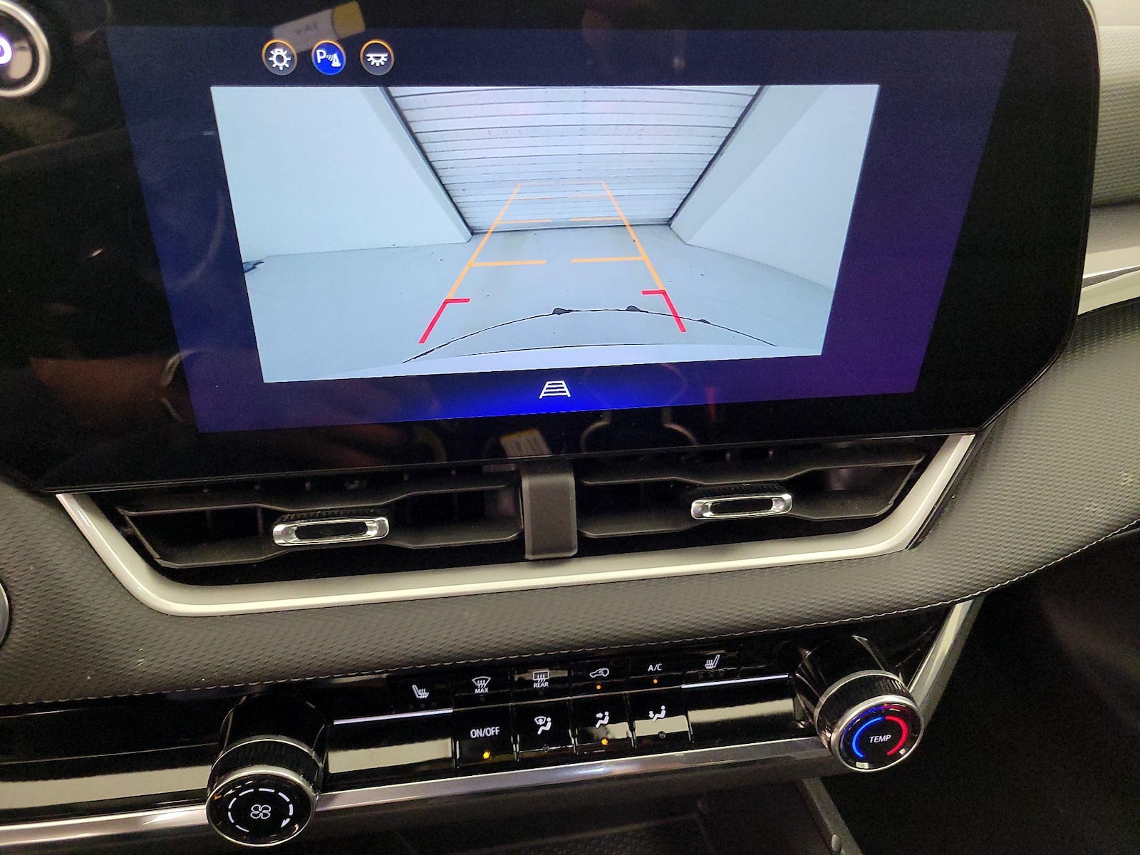 2025 Chevrolet Equinox LT - Photo 16