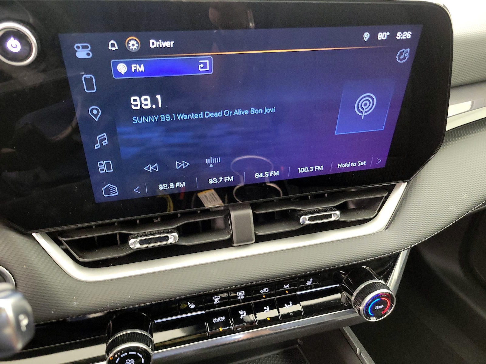2025 Chevrolet Equinox LT - Photo 17