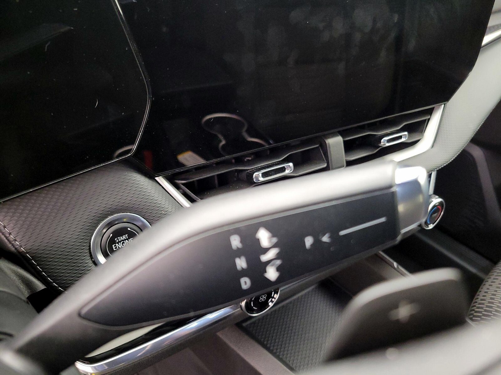 2025 Chevrolet Equinox LT - Photo 19
