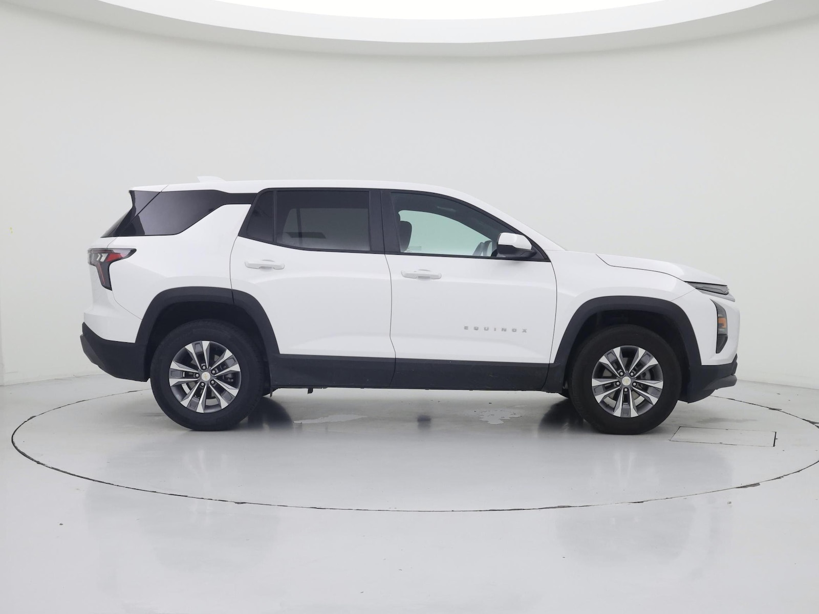 2025 Chevrolet Equinox LT - Photo 8