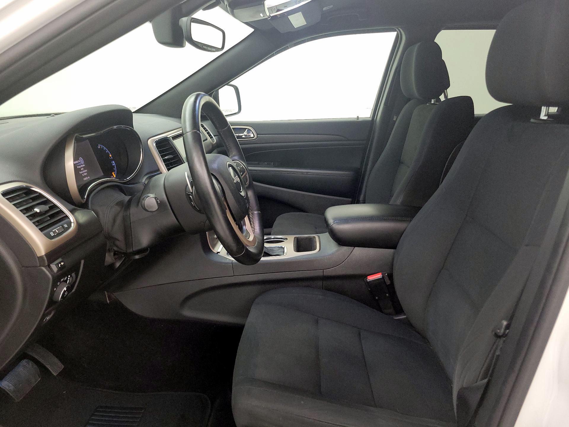 Thumbnail: 2017 Jeep Grand Cherokee - 11