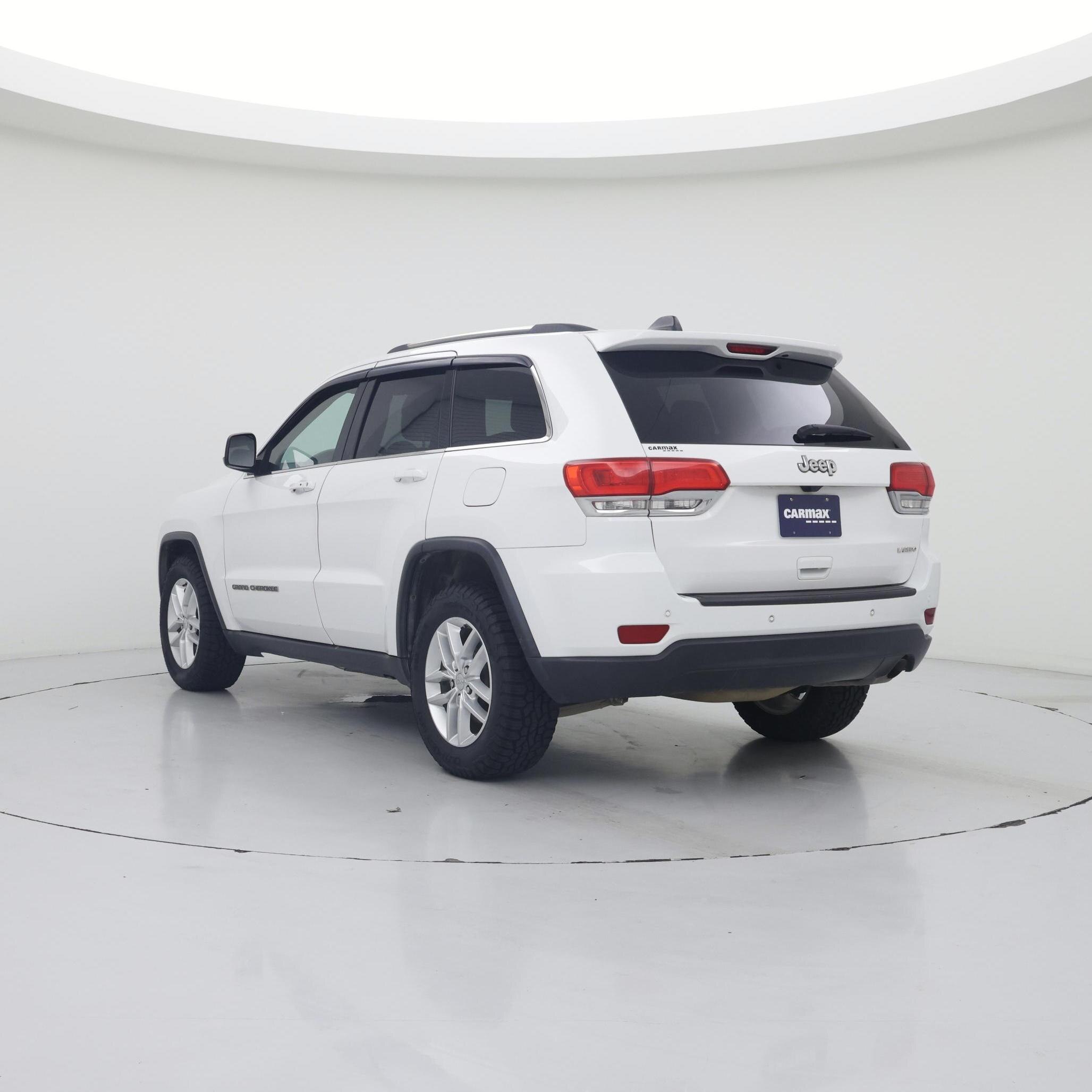 Thumbnail: 2017 Jeep Grand Cherokee - 2