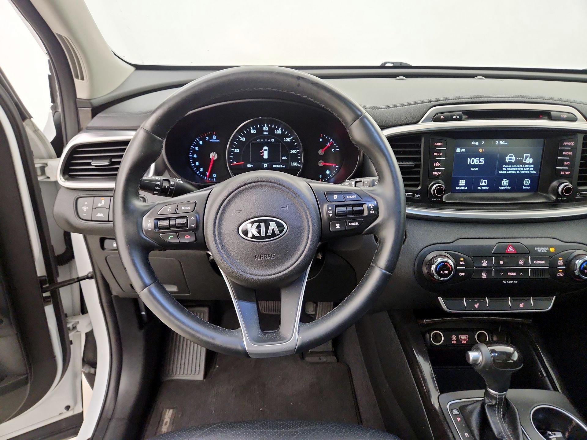 Thumbnail: 2018 Kia Sorento - 10