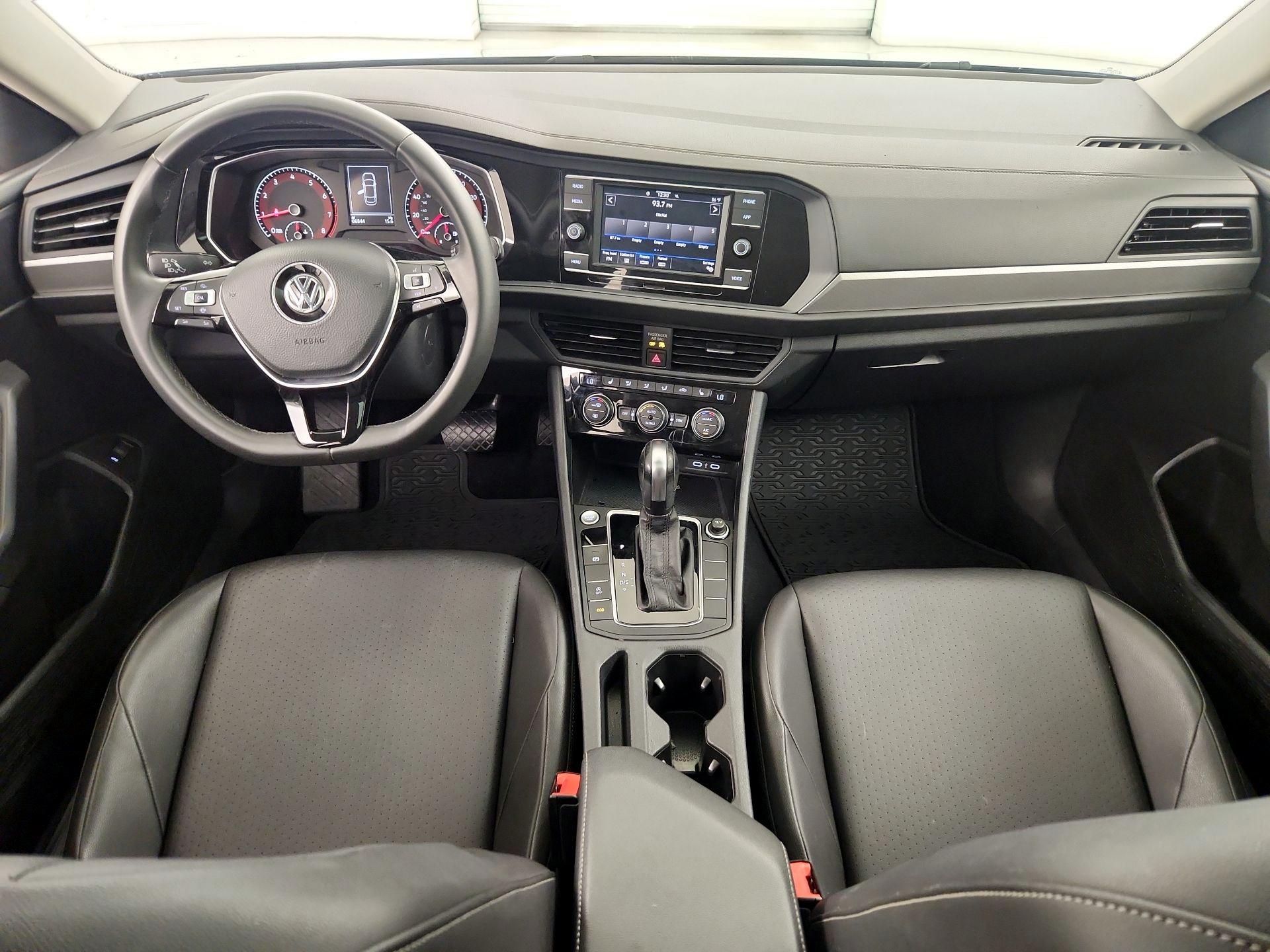 Thumbnail: 2020 Volkswagen Jetta - 9